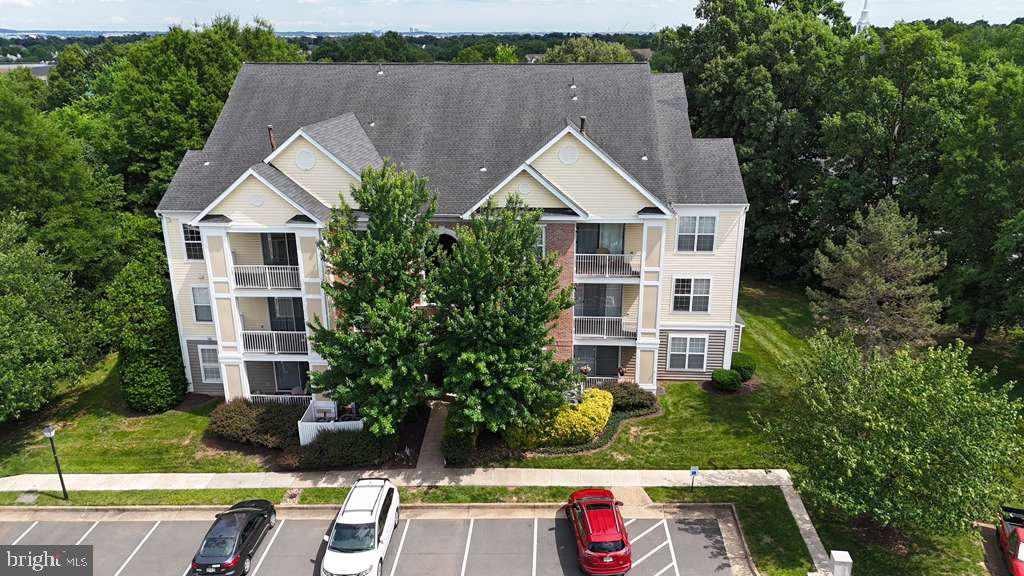 20920 CEDARPOST SQUARE 300