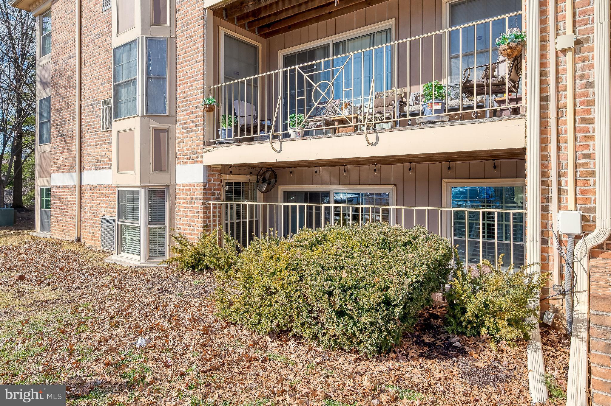 207 CROSSE POINTE COURT 1A