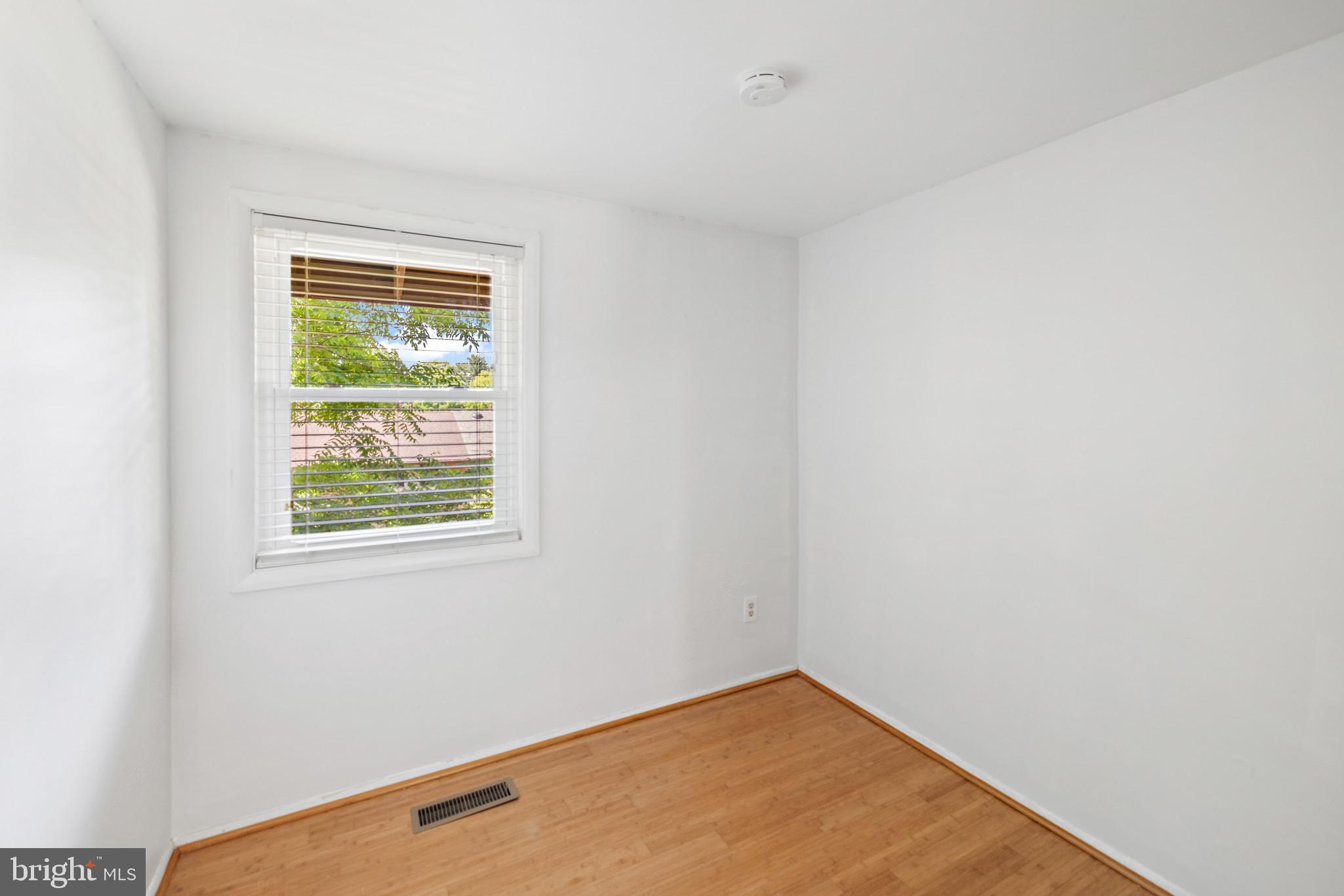 JEFFERS GLEN - Residential