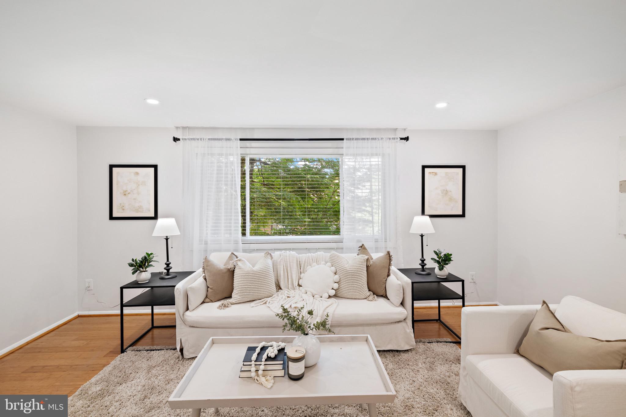 JEFFERS GLEN - Residential