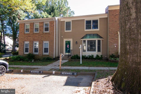 Photo of 4032 Championship Drive, ANNANDALE, VA 22003 (MLS # VAFX2344812)