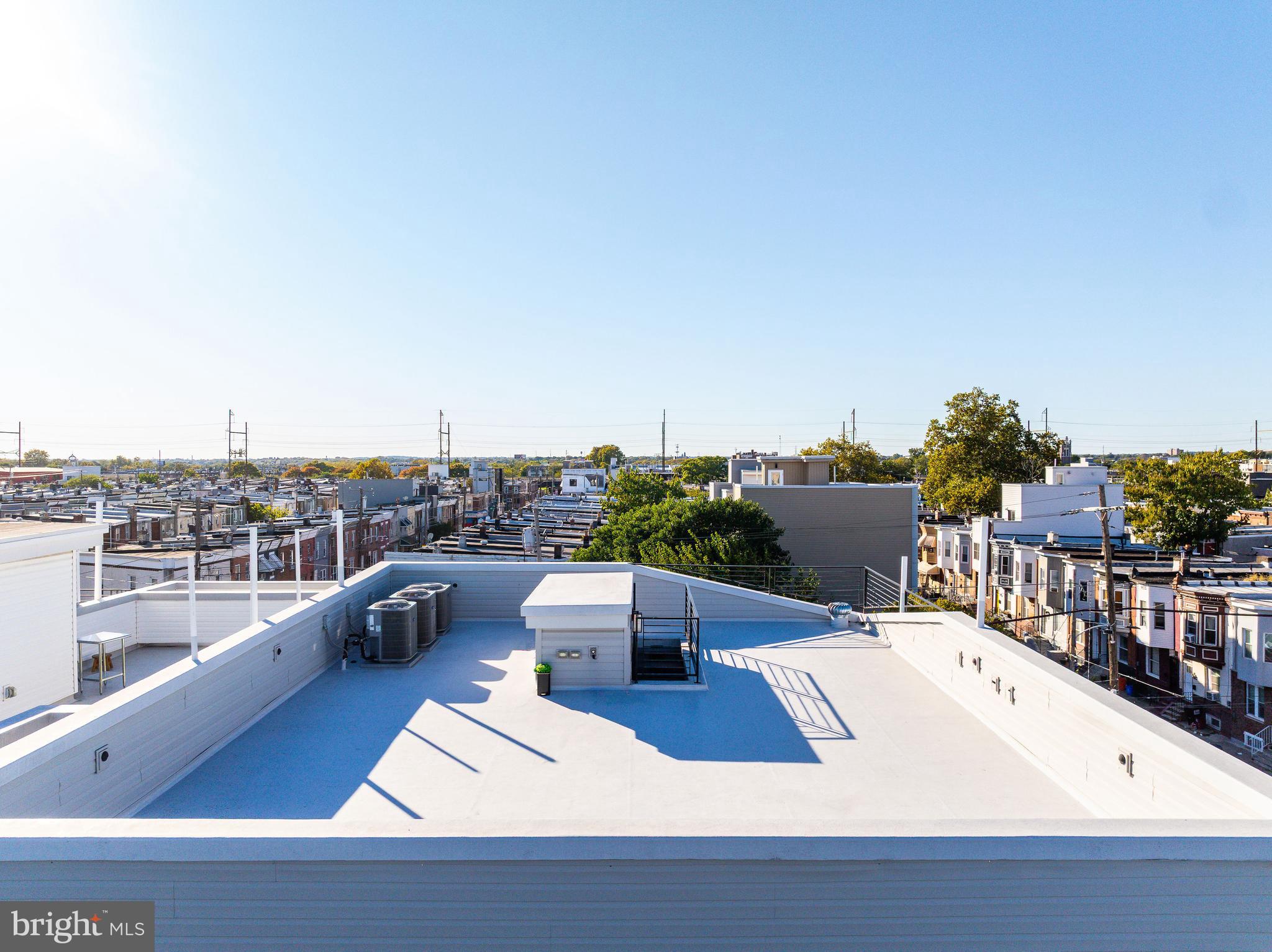 POINT BREEZE - Residential Income