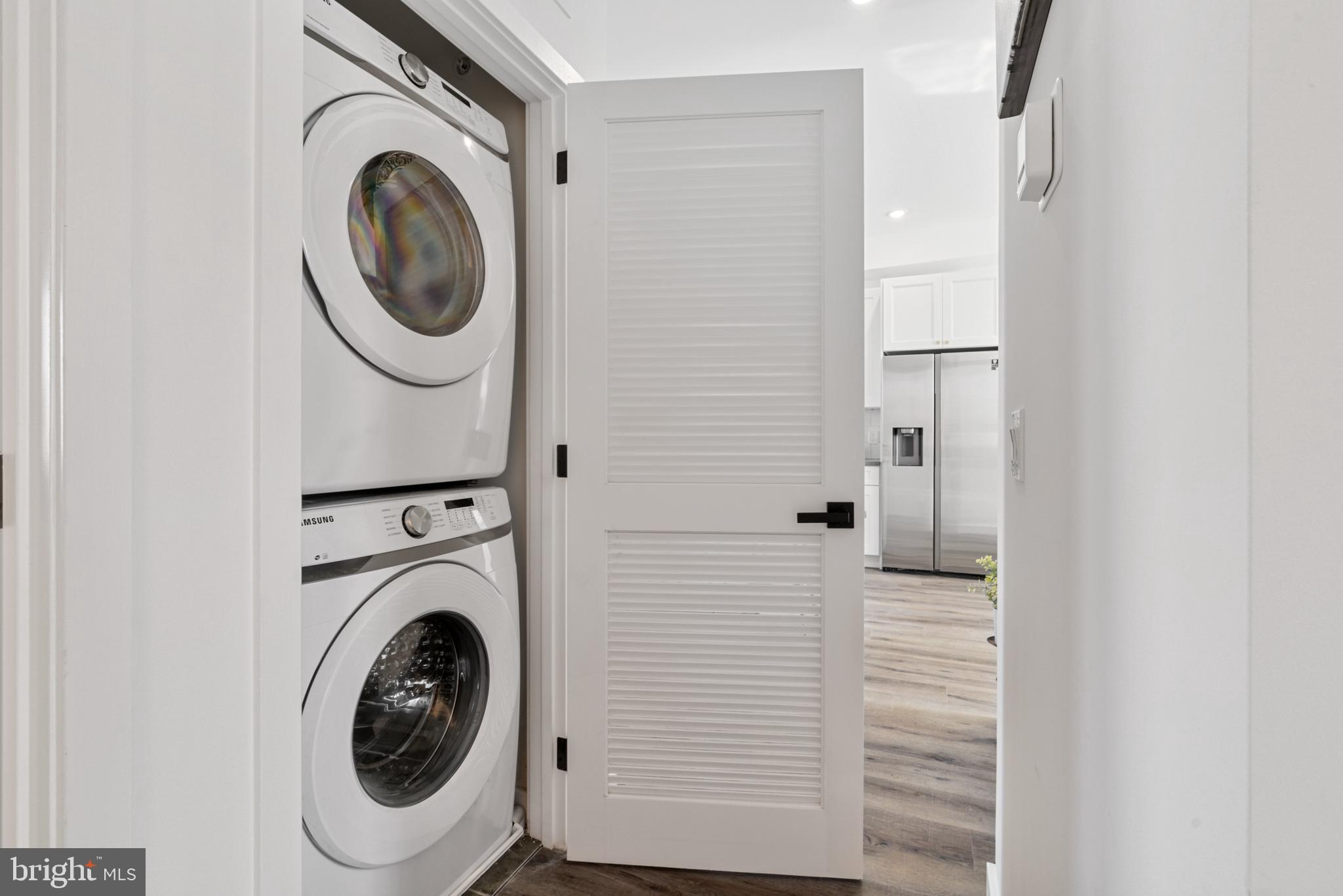 POINT BREEZE - Residential Income