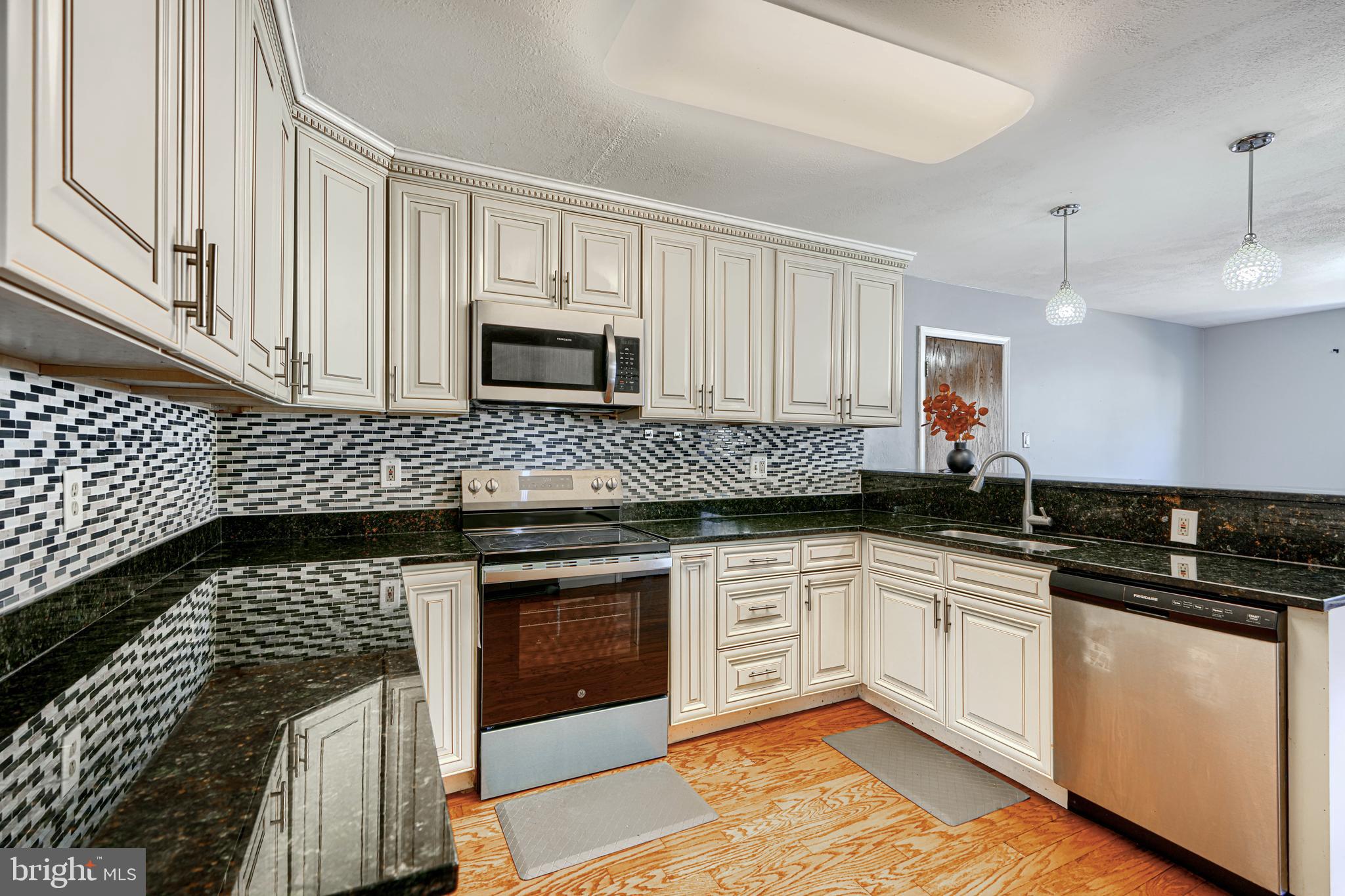 RIVER MILLS - Residential