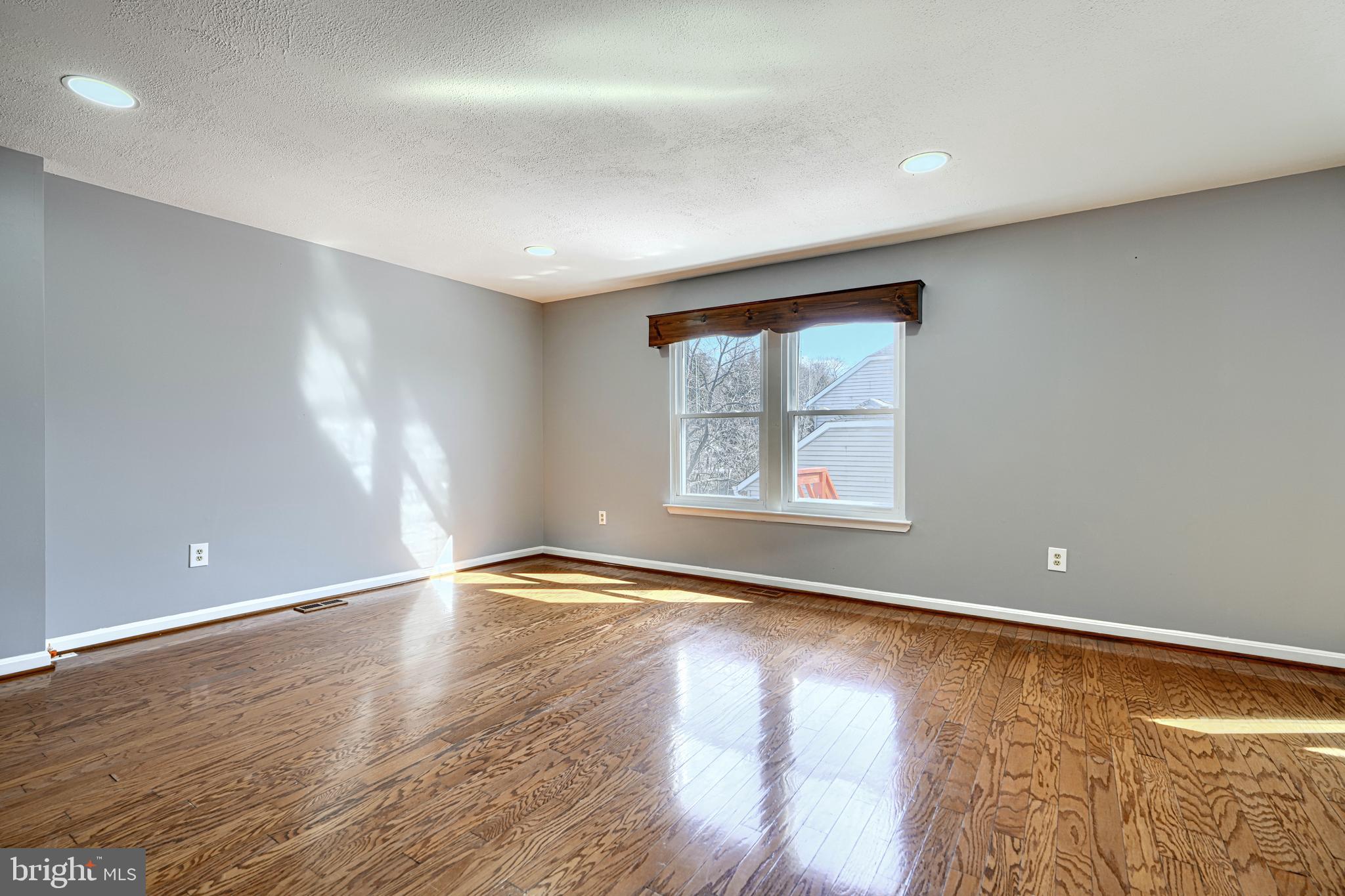 RIVER MILLS - Residential