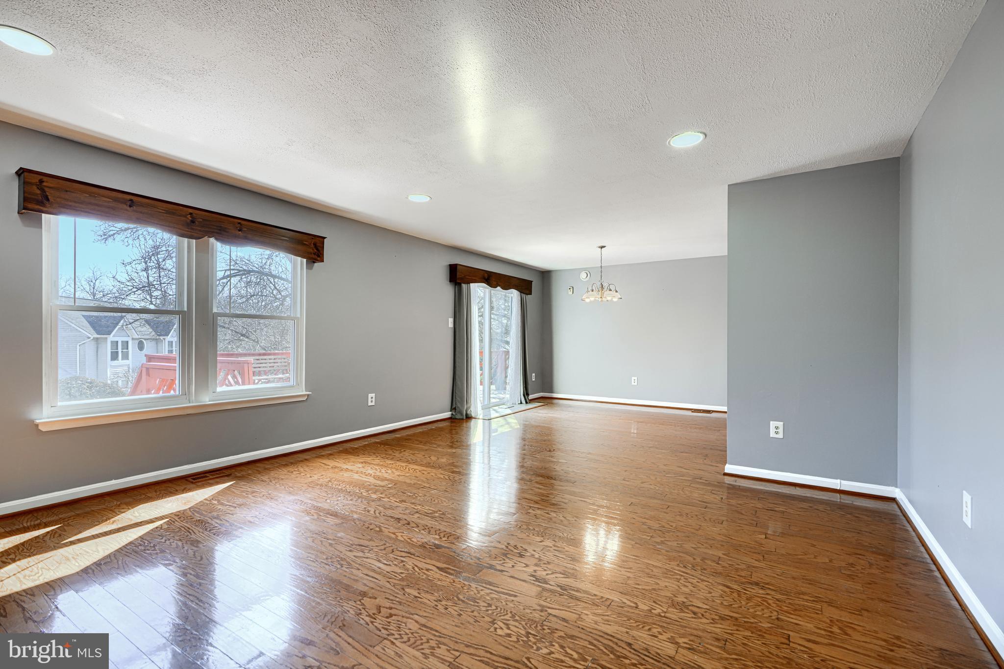 RIVER MILLS - Residential