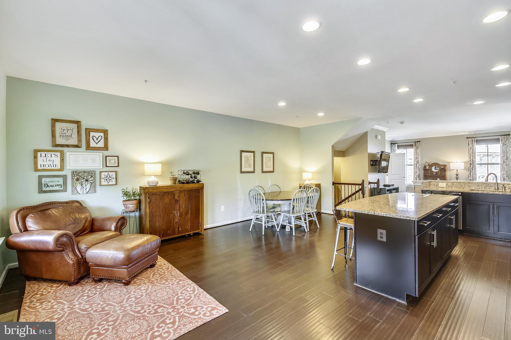 VILLAGES OF URBANA - Residential