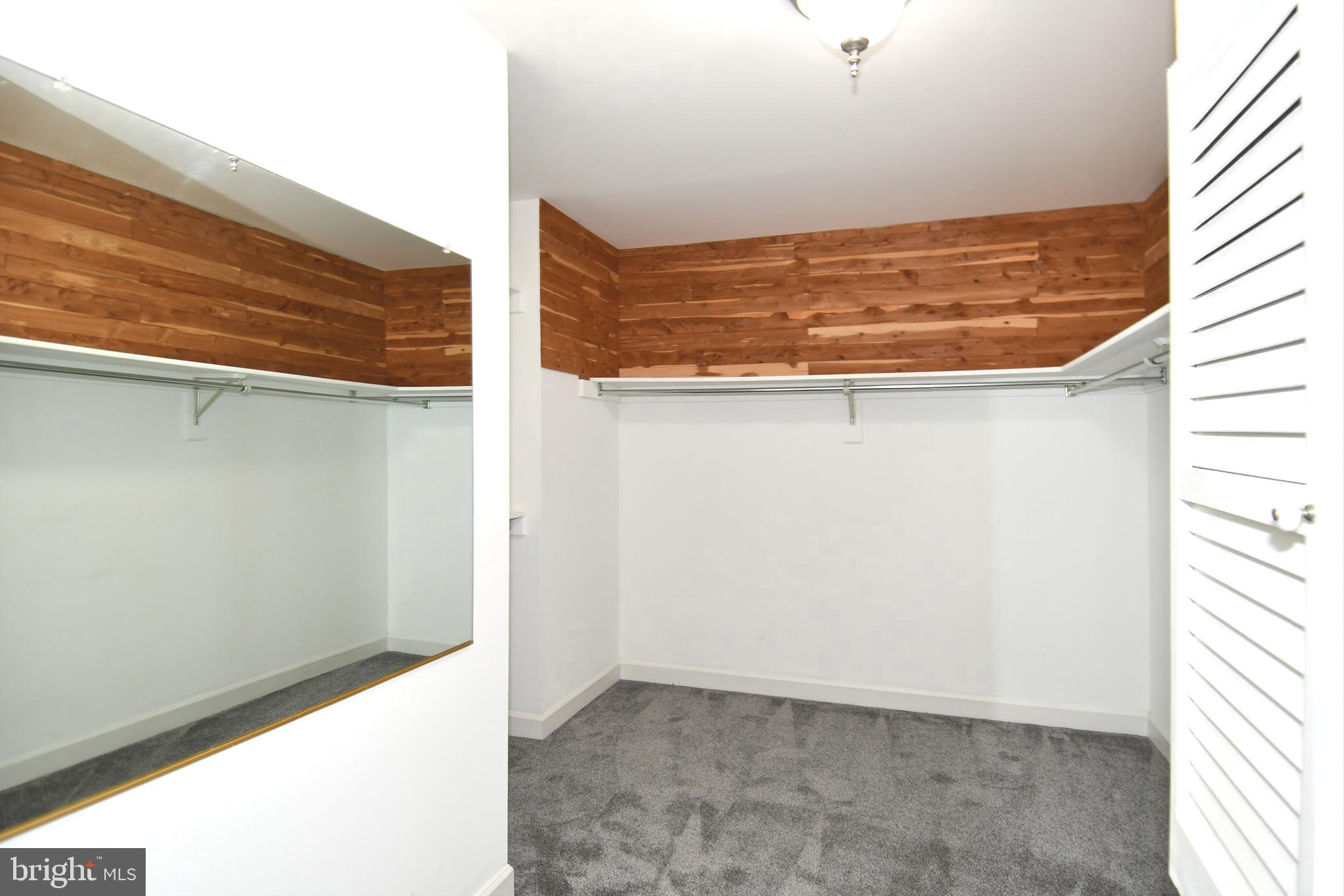 LANDMARK MEWS - Residential Lease