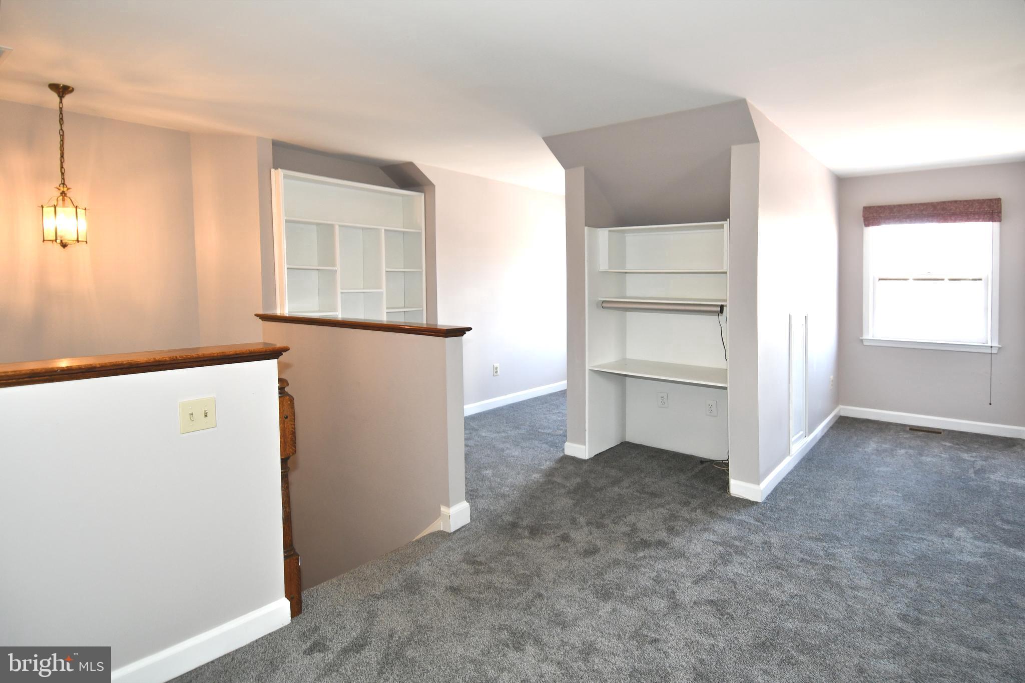 LANDMARK MEWS - Residential Lease