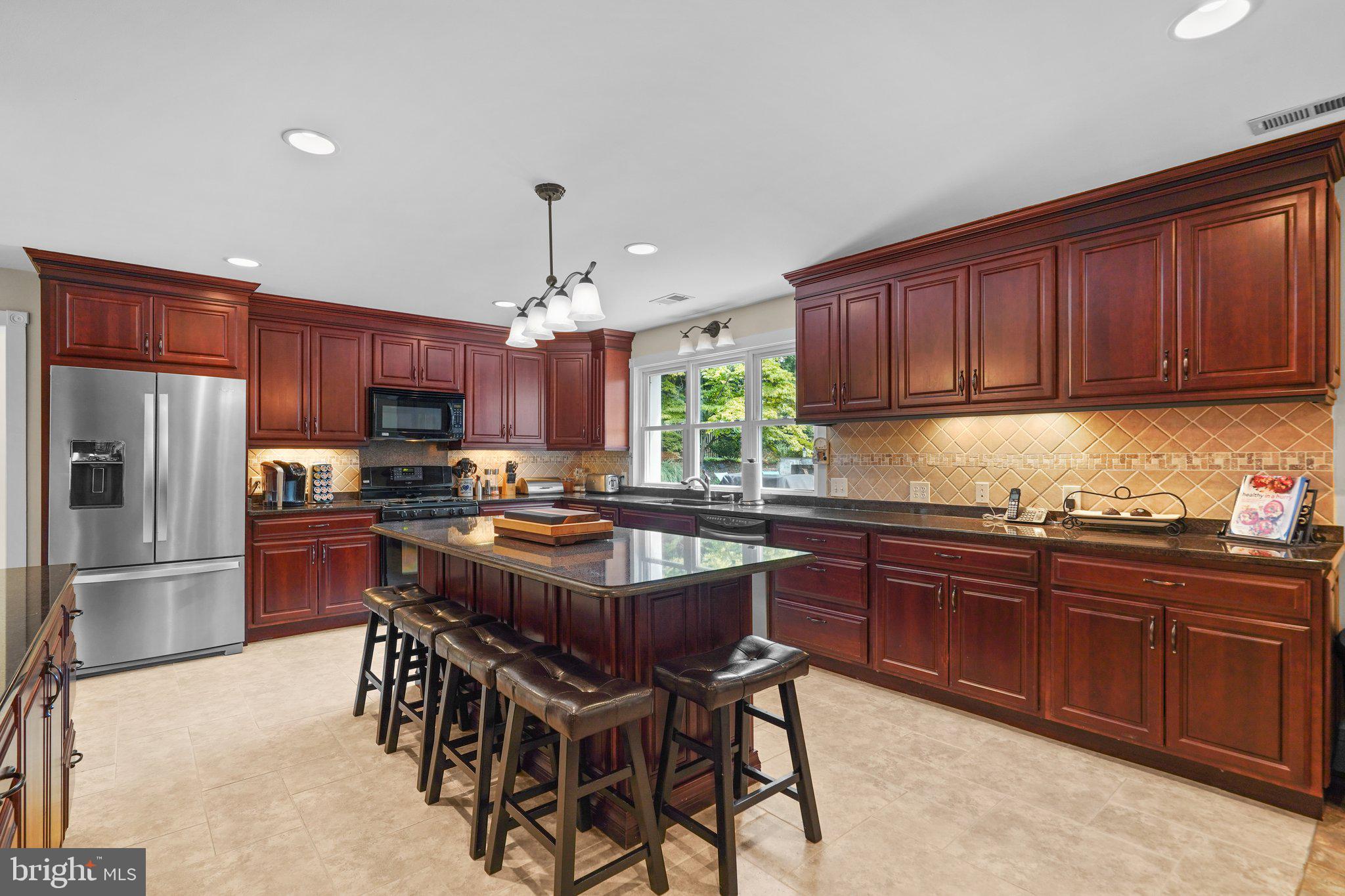 QUAINT ACRES - Residential