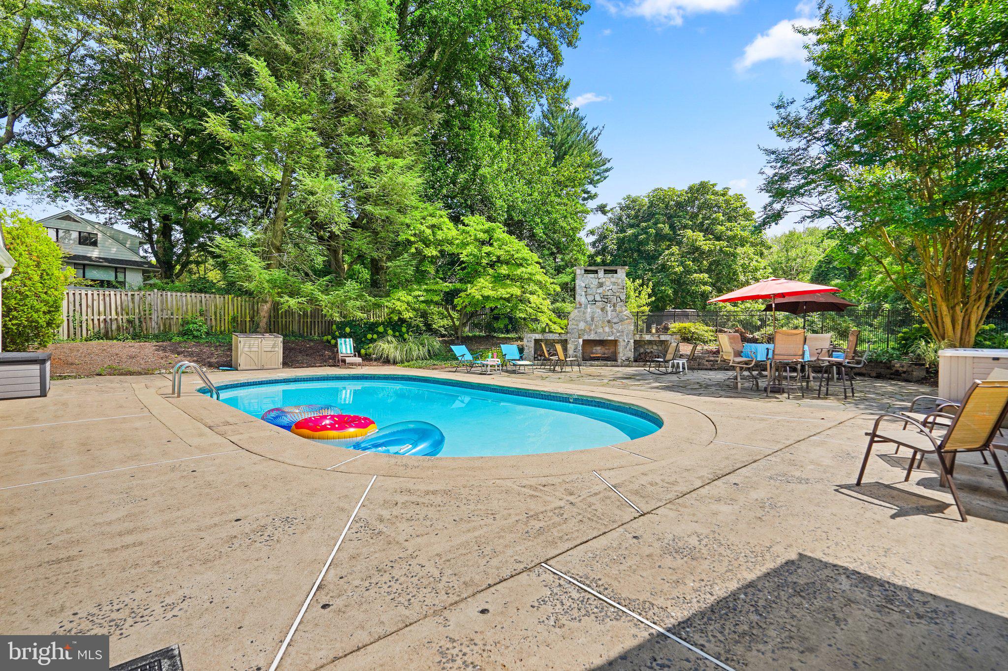 QUAINT ACRES - Residential