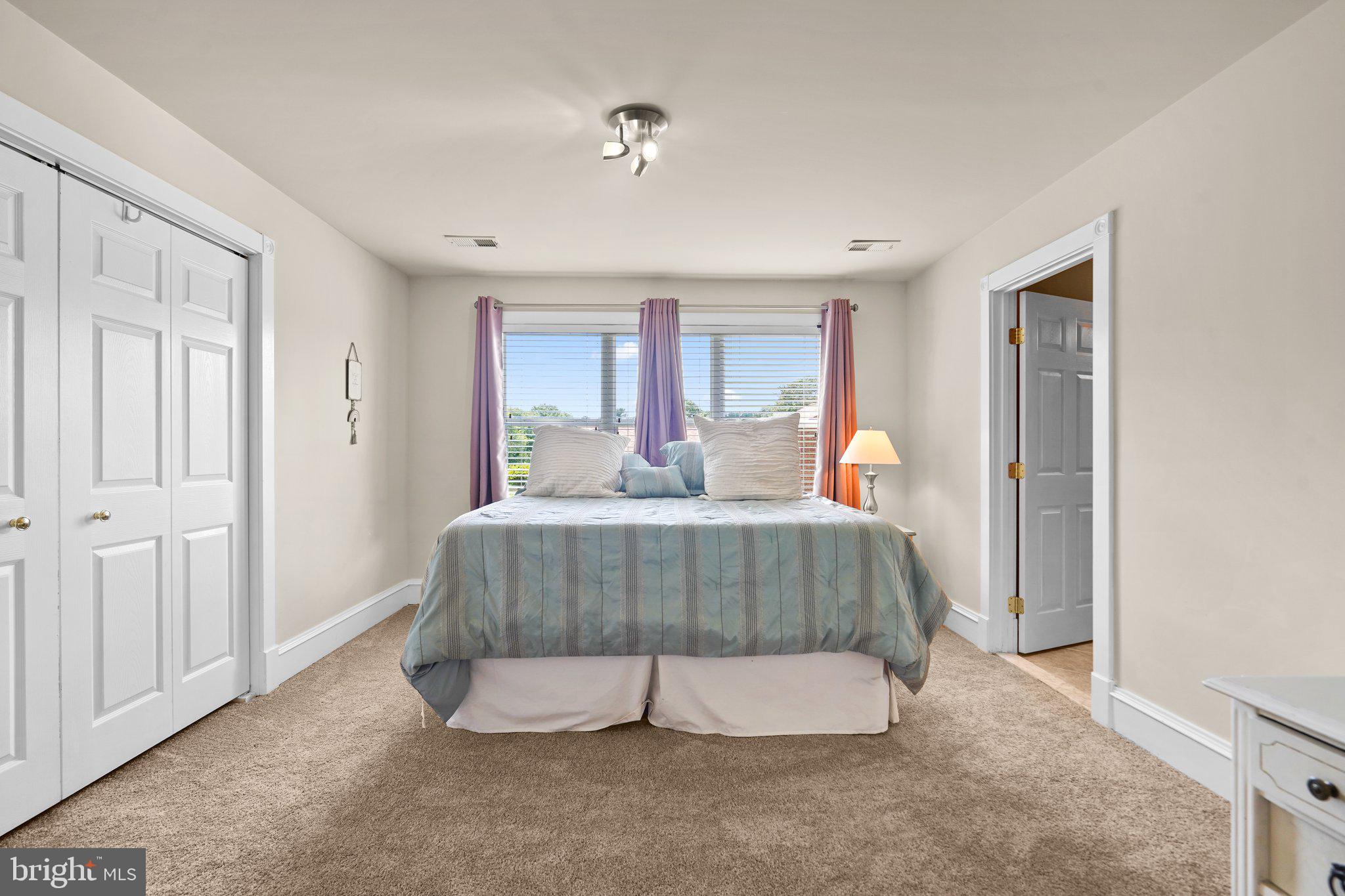 QUAINT ACRES - Residential