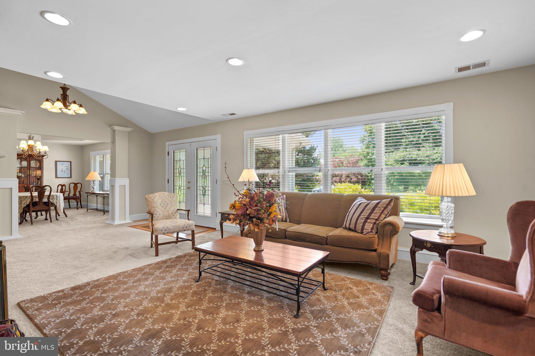 QUAINT ACRES - Residential