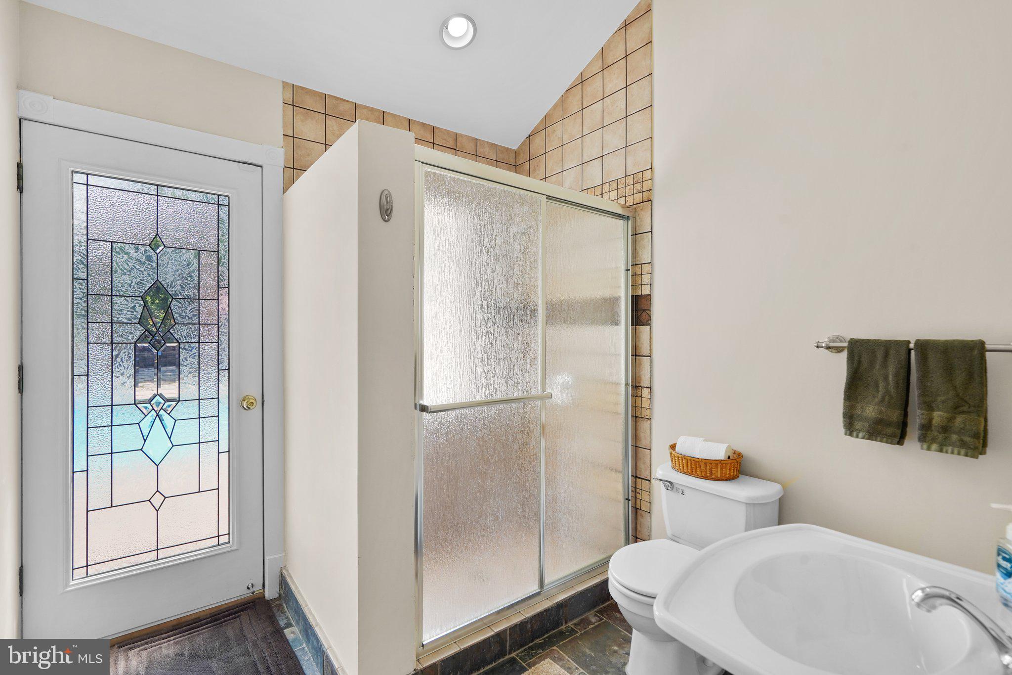 QUAINT ACRES - Residential