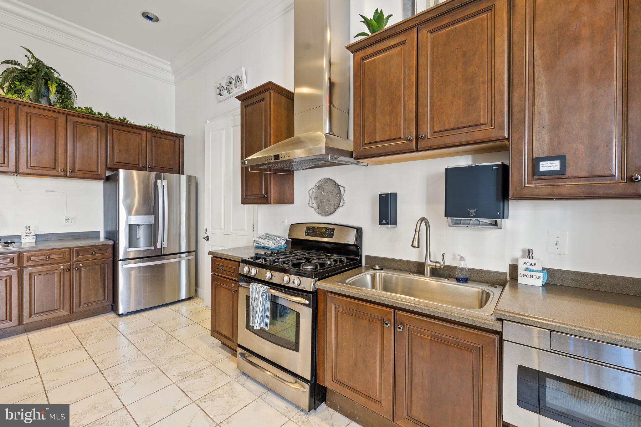 SPRING HILL - Residential