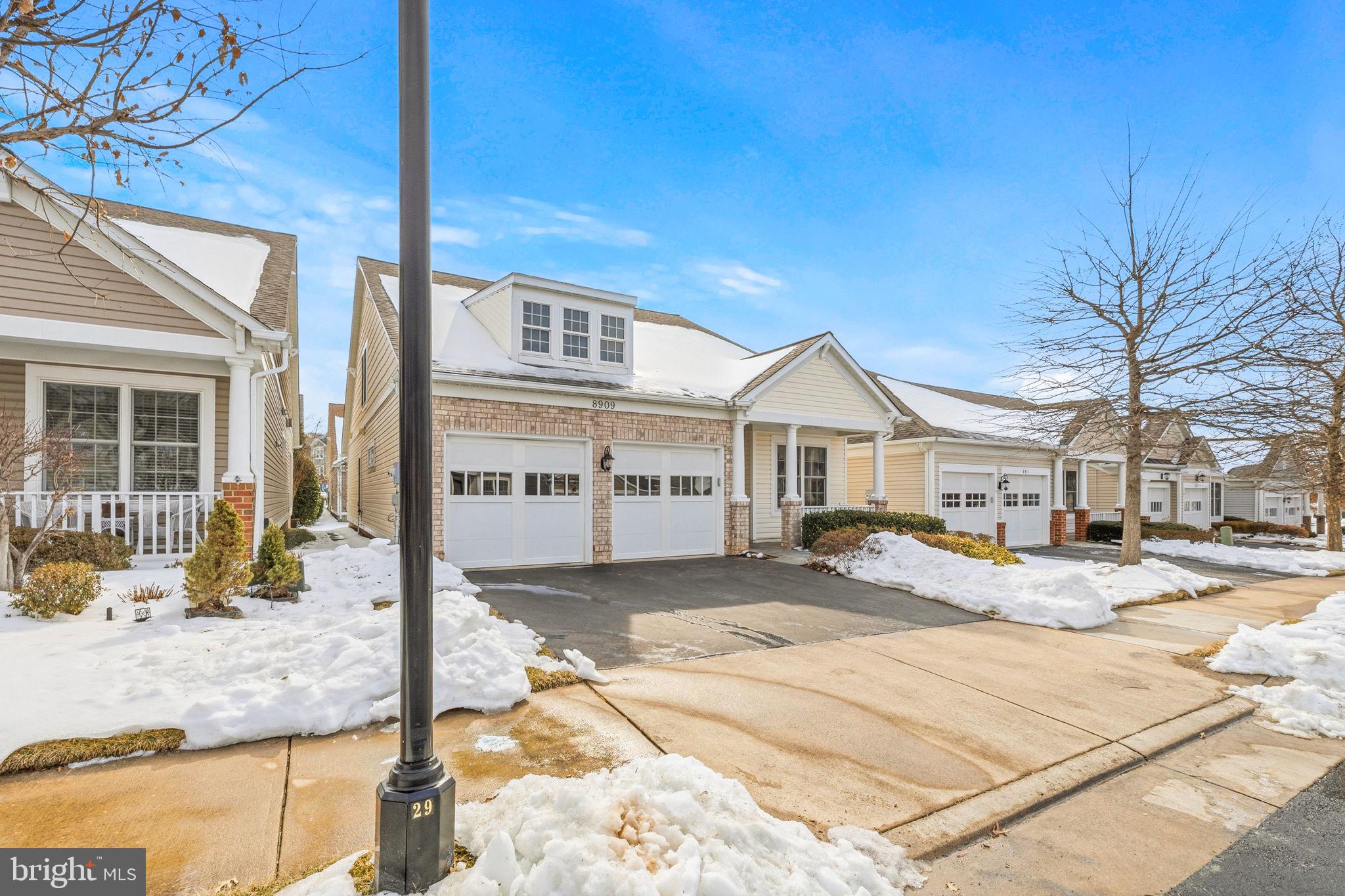 SPRING HILL - Residential