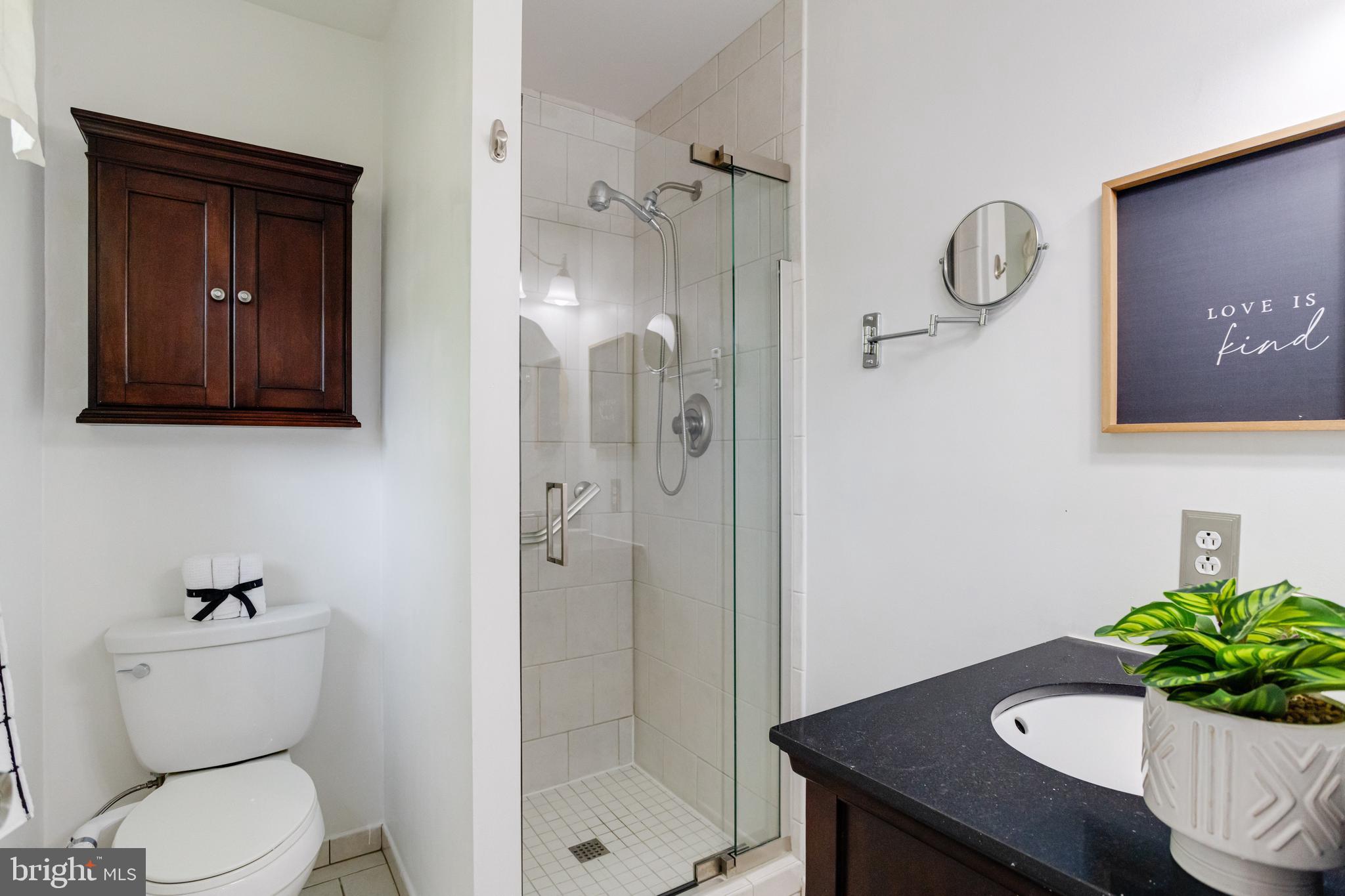 HUNTINGTON EAST - Residential