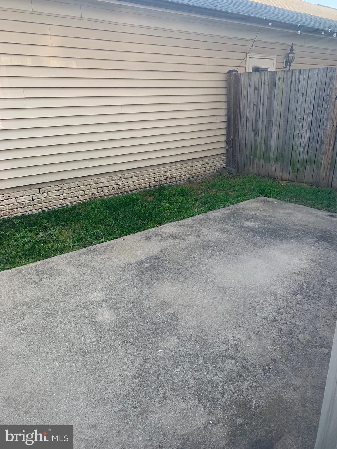 PEMBROOKE/VICTORY LAKES - Residential Lease