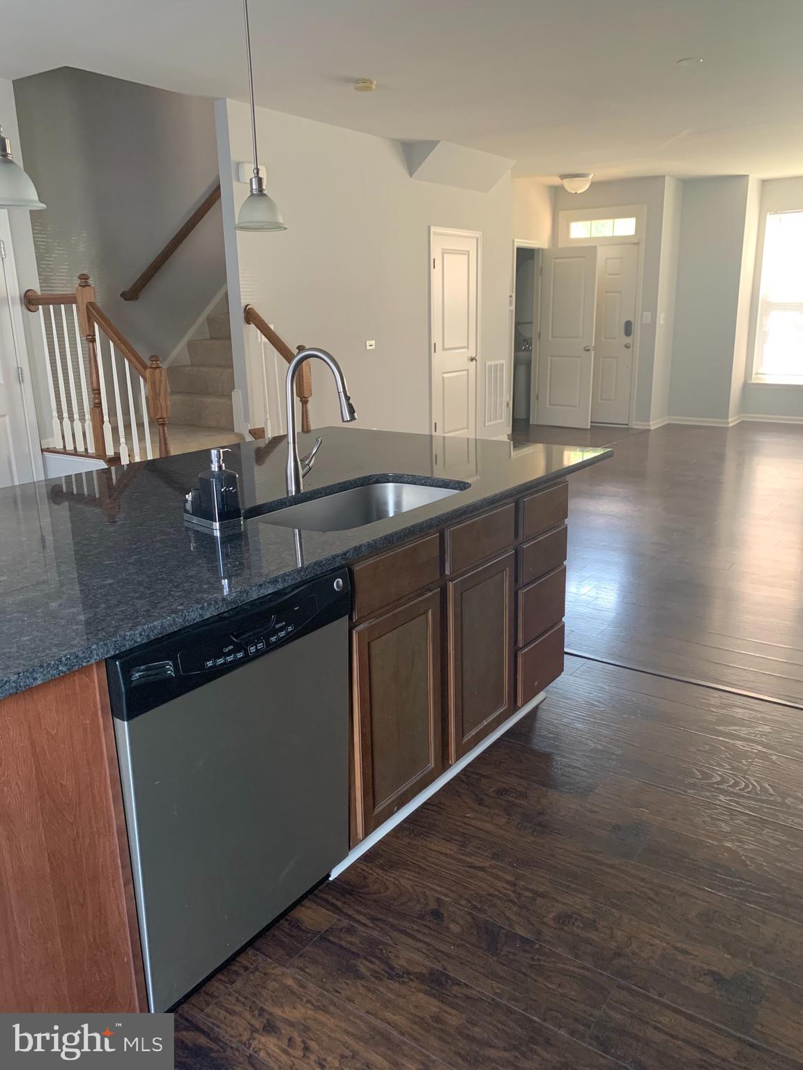 PEMBROOKE/VICTORY LAKES - Residential Lease