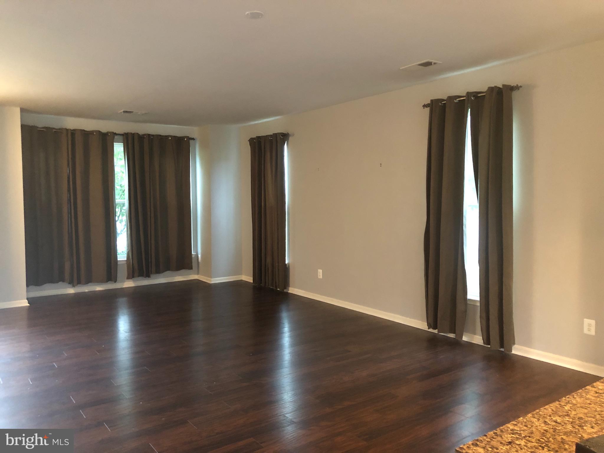 PEMBROOKE/VICTORY LAKES - Residential Lease