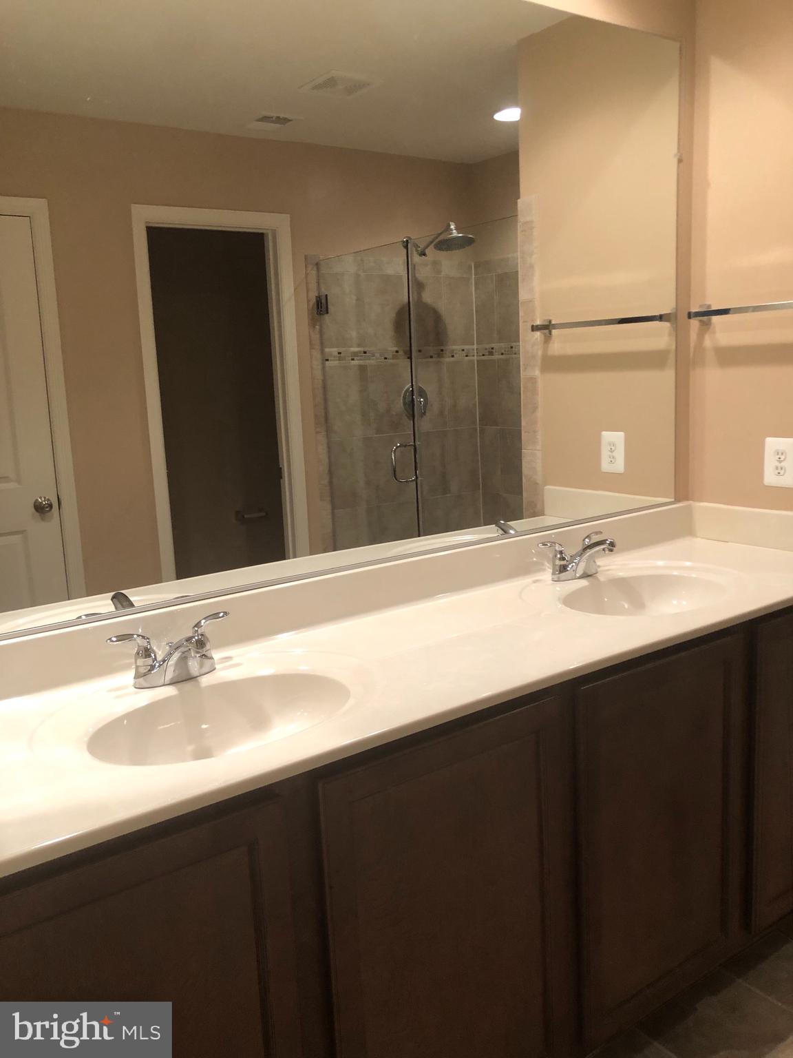 PEMBROOKE/VICTORY LAKES - Residential Lease