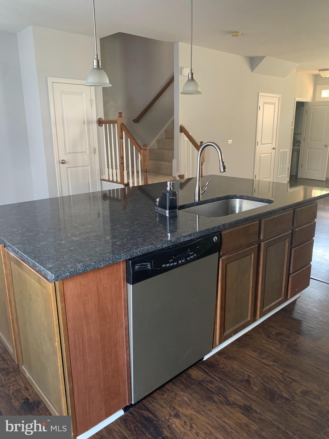 PEMBROOKE/VICTORY LAKES - Residential Lease