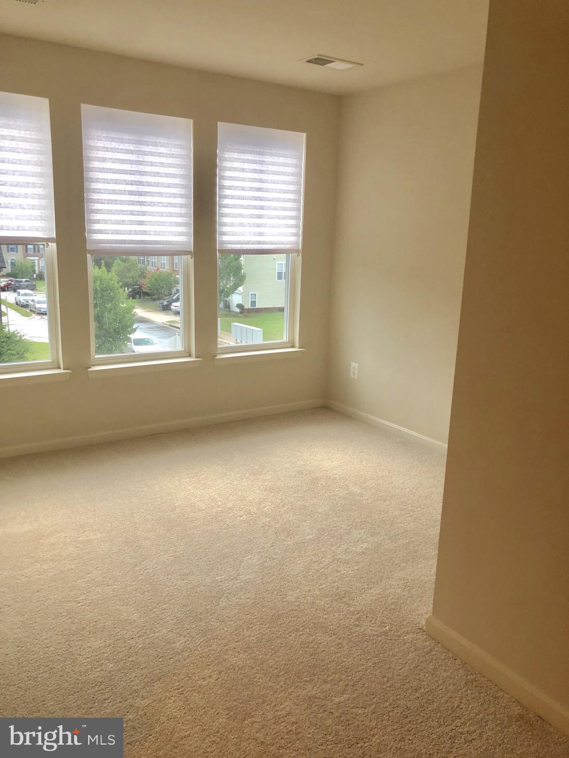 PEMBROOKE/VICTORY LAKES - Residential Lease