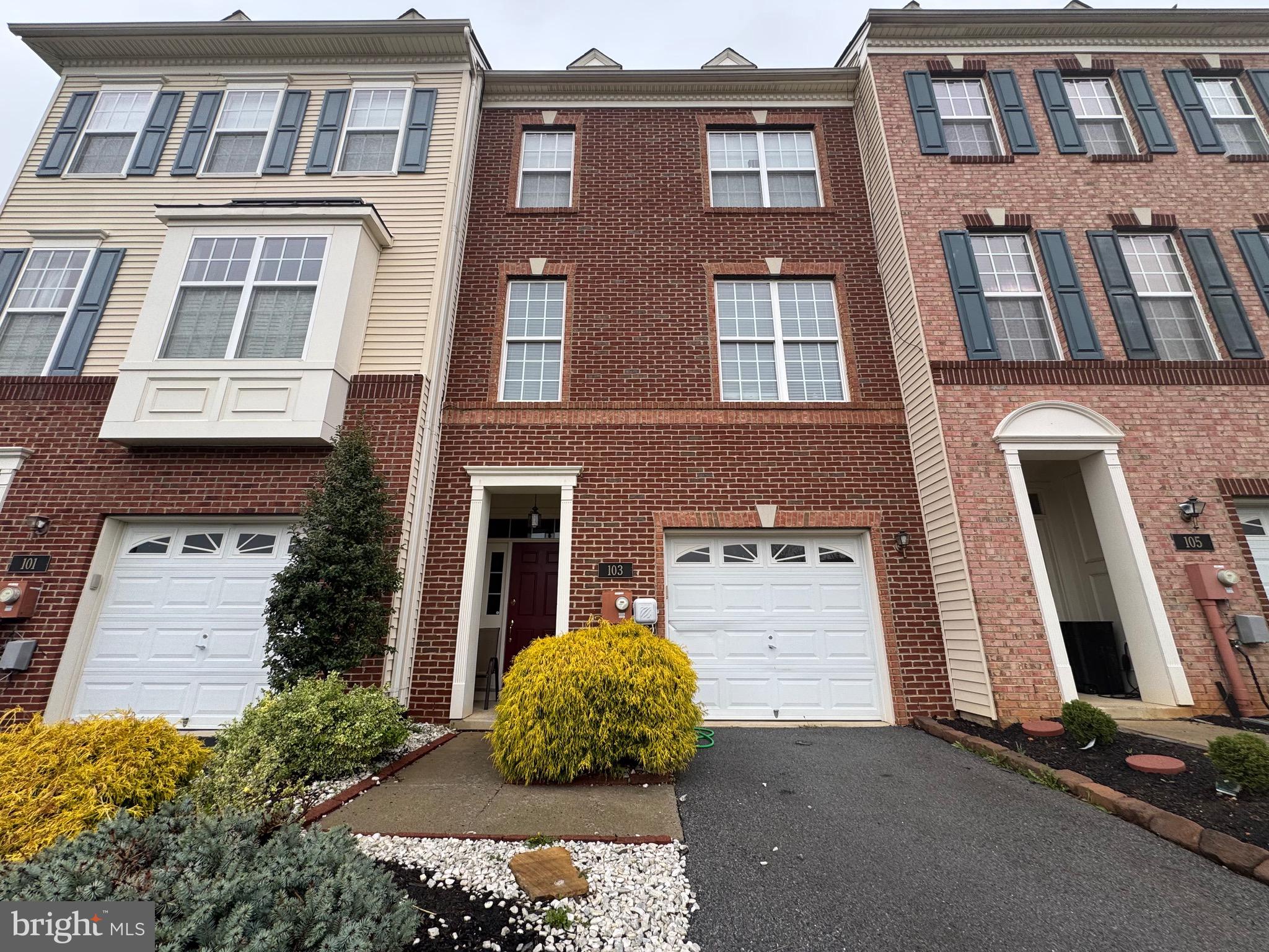 MARTINSBURG STATION - Residential