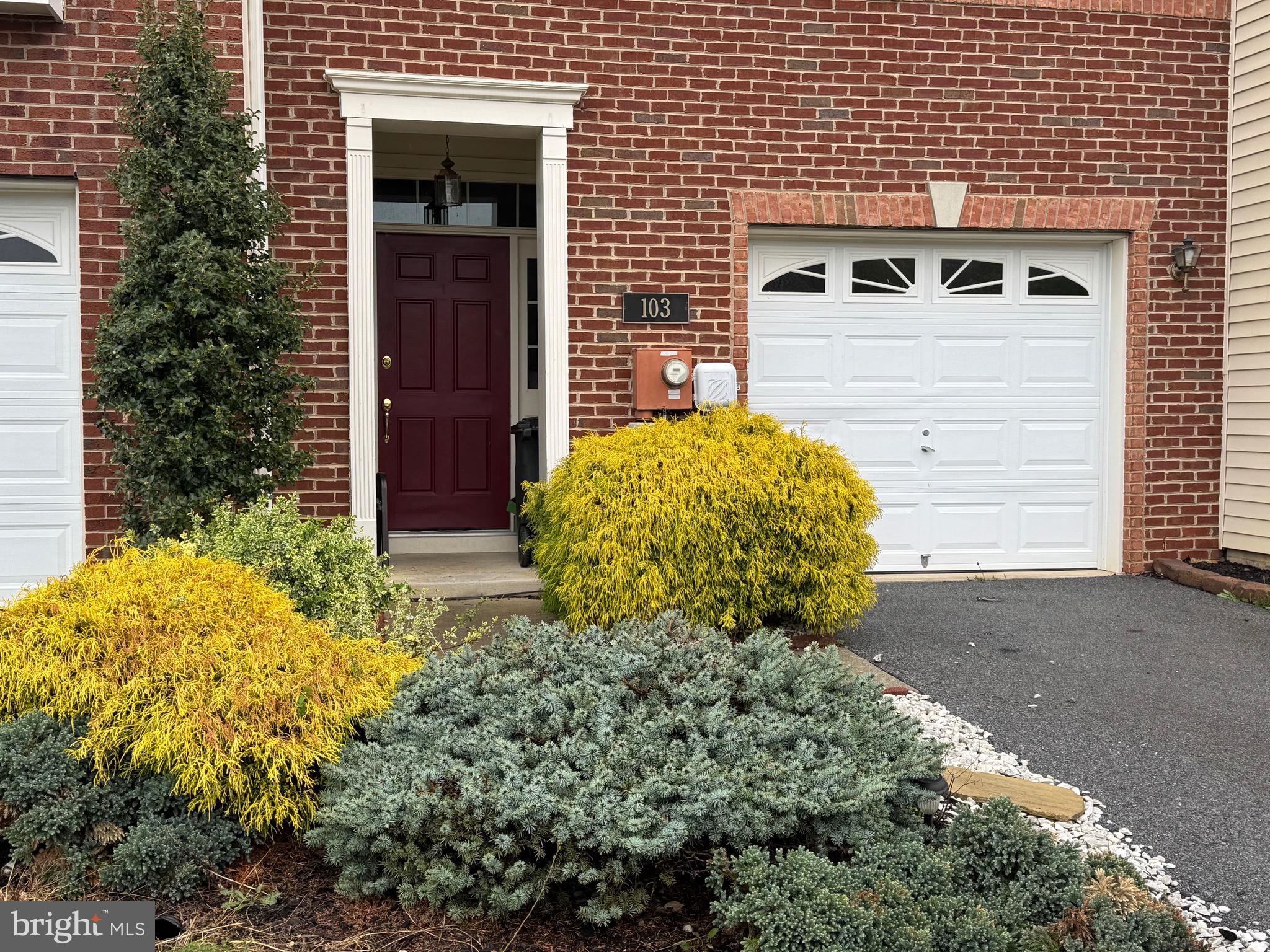 MARTINSBURG STATION - Residential