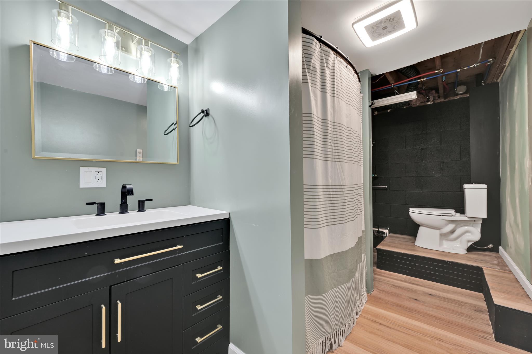 OAK GROVE - Residential