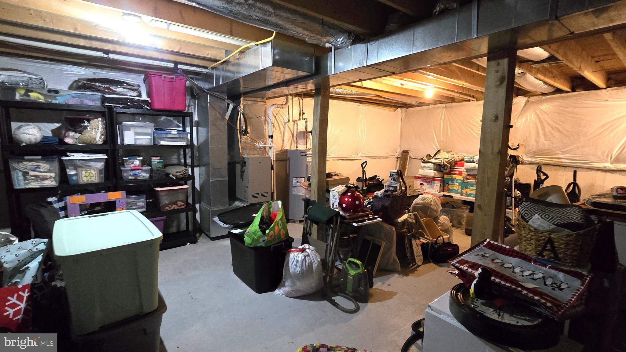 LAKEVIEW TOWNHOUSES - Residential