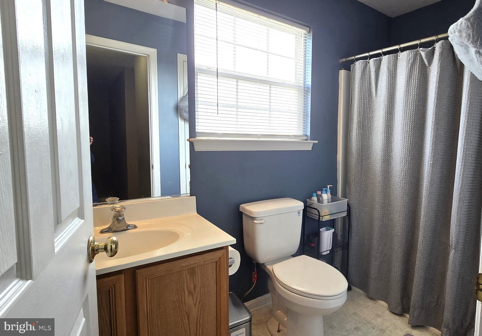 LAKEVIEW TOWNHOUSES - Residential