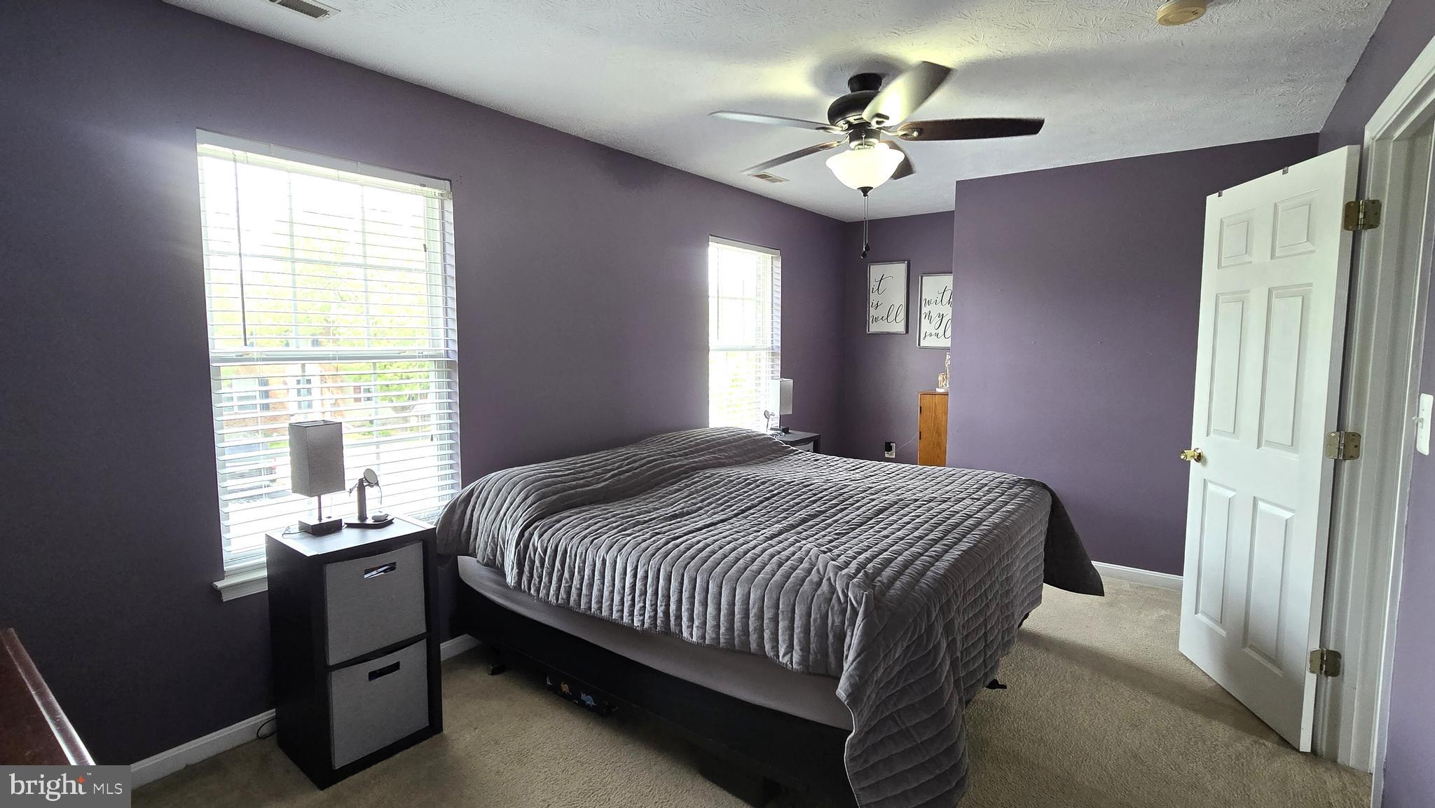 LAKEVIEW TOWNHOUSES - Residential