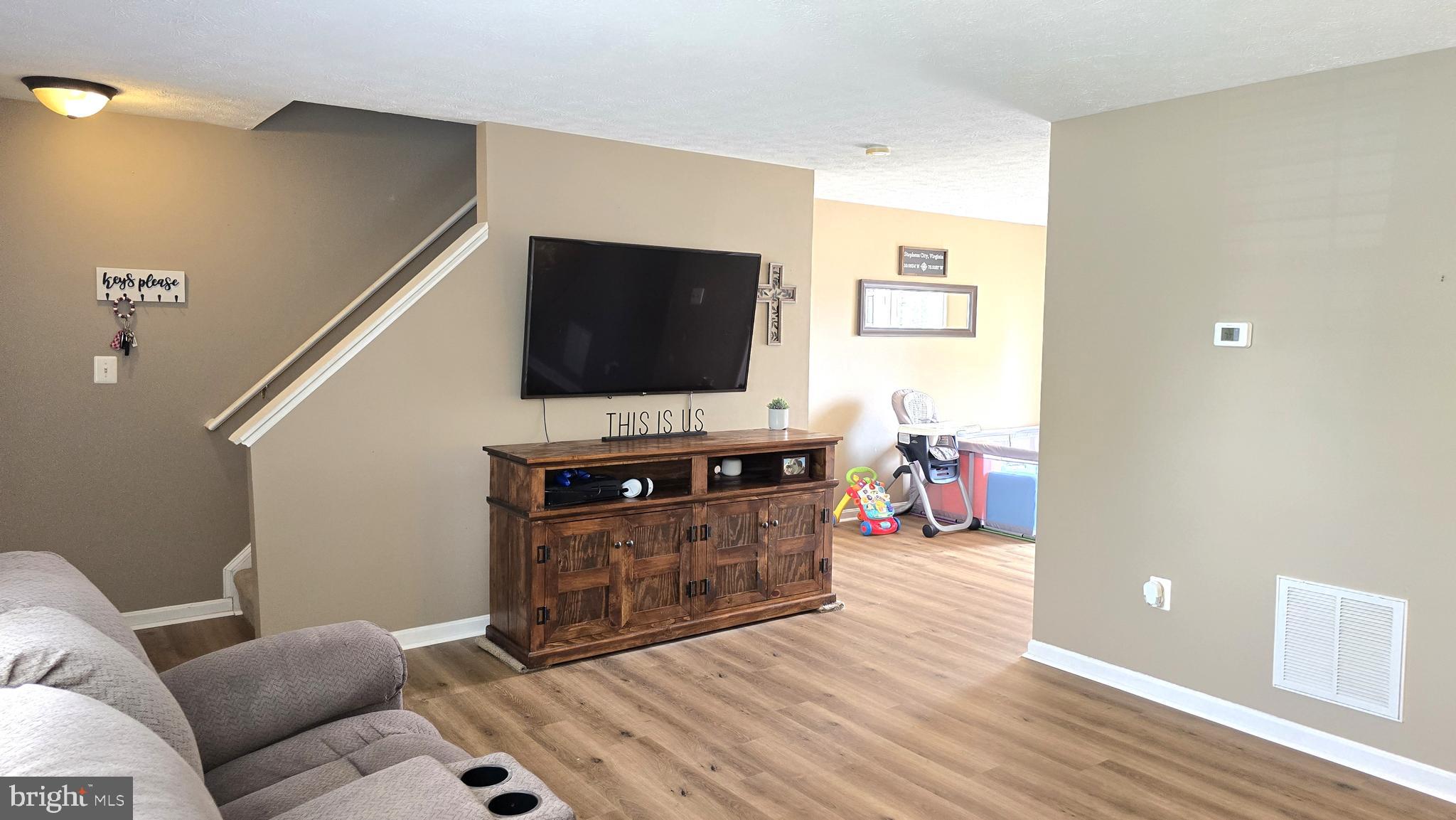 LAKEVIEW TOWNHOUSES - Residential