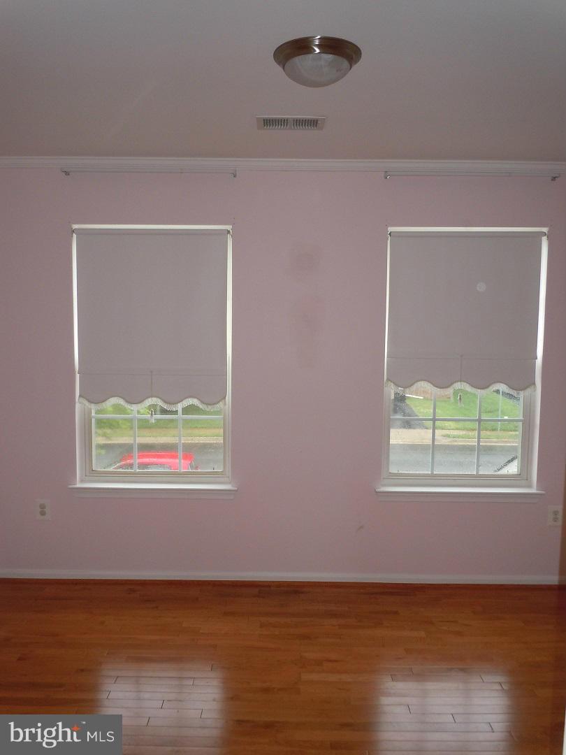 DALE CITY - Residential Lease