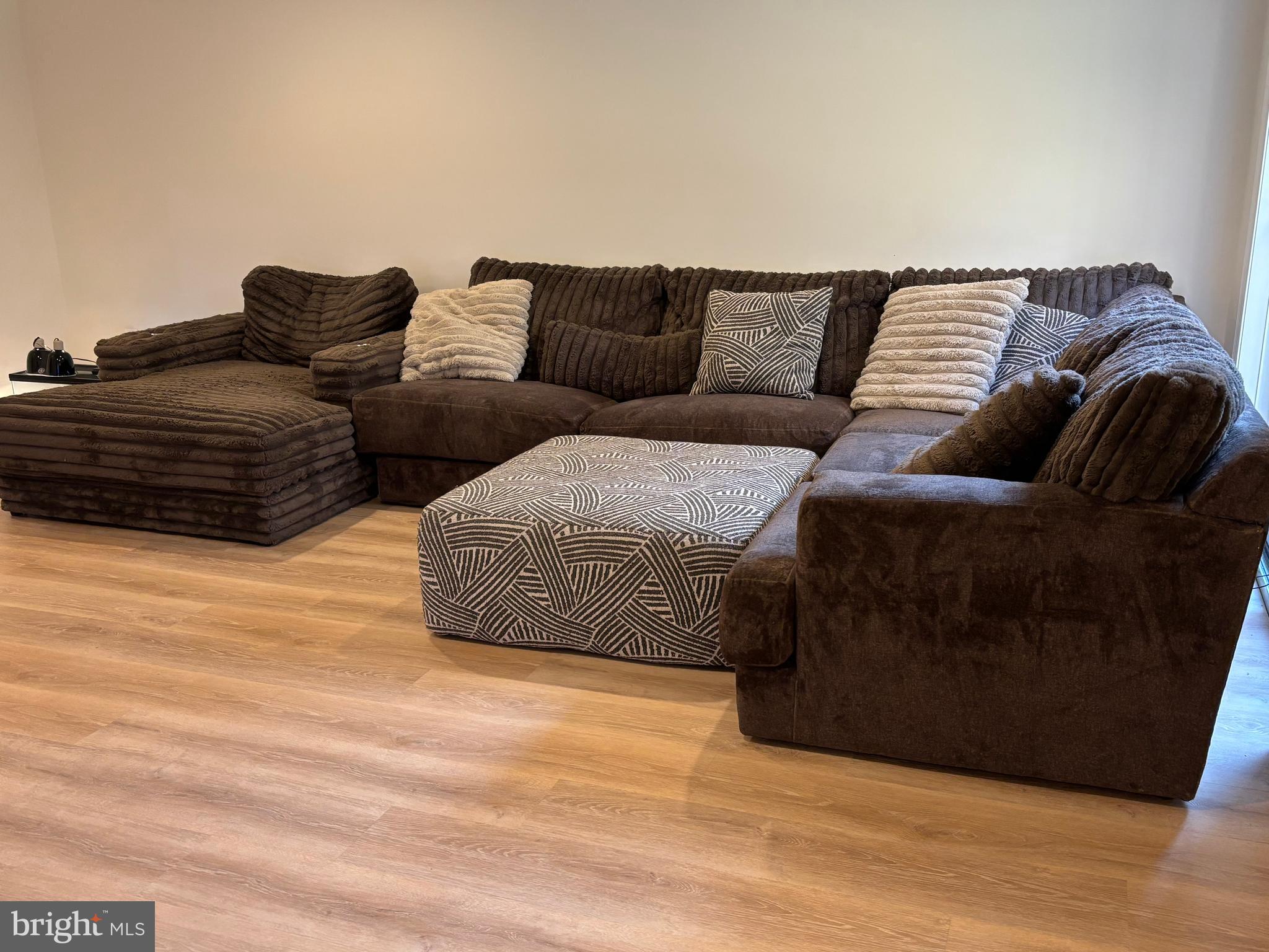 BASFORD'S RETREAT - Residential