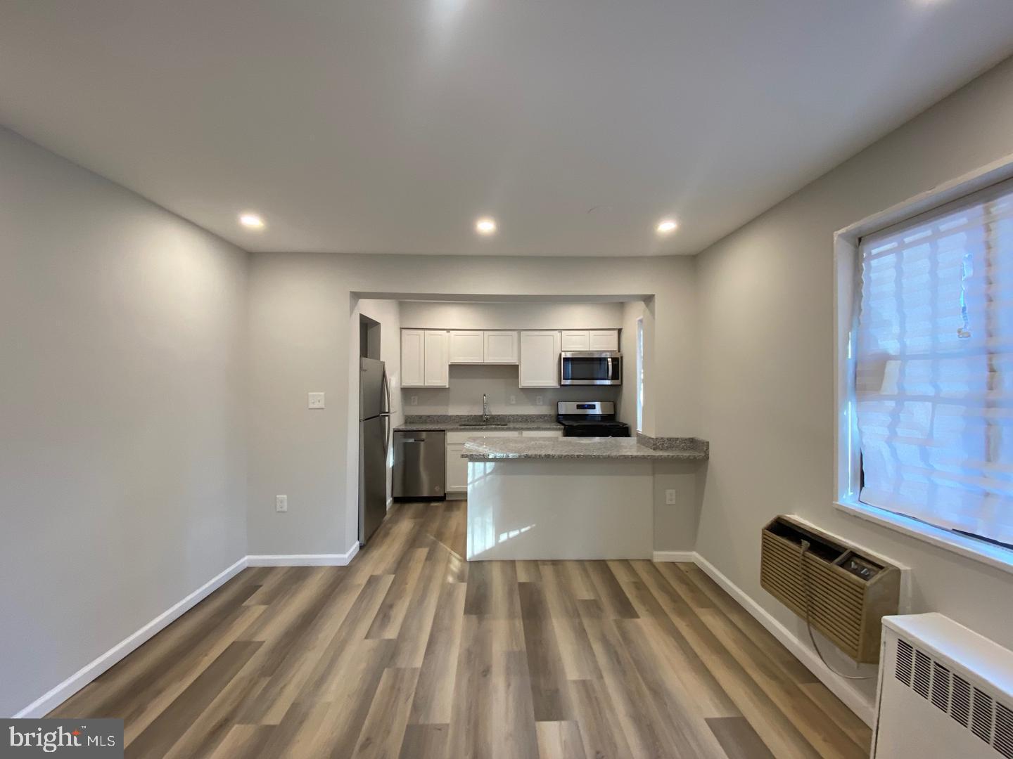 4733 1ST STREET SW 102