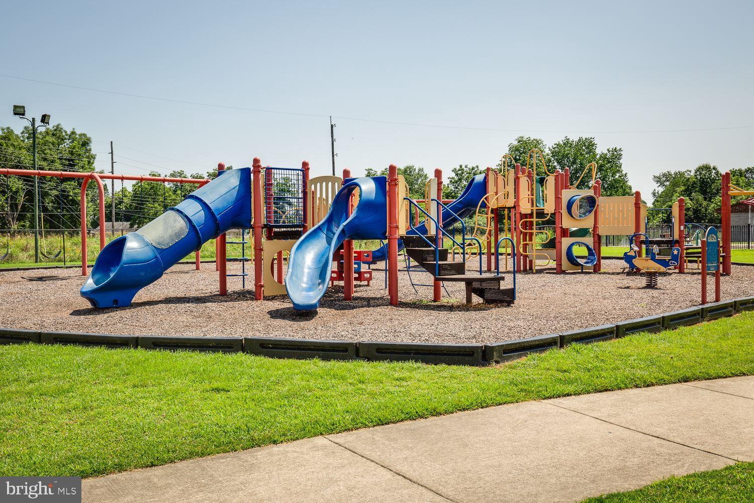 CONGRESS HEIGHTS - Residential