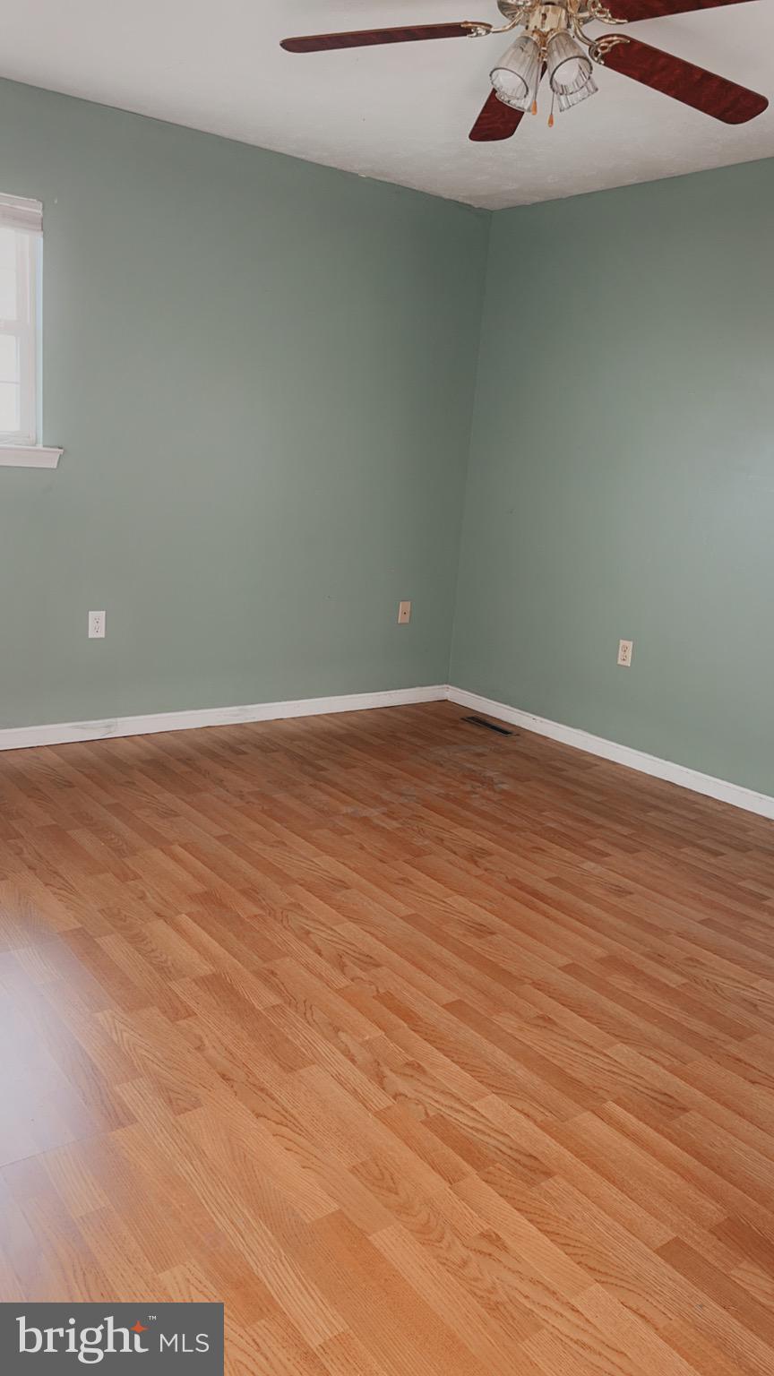 LAUREL RIDGE - Residential