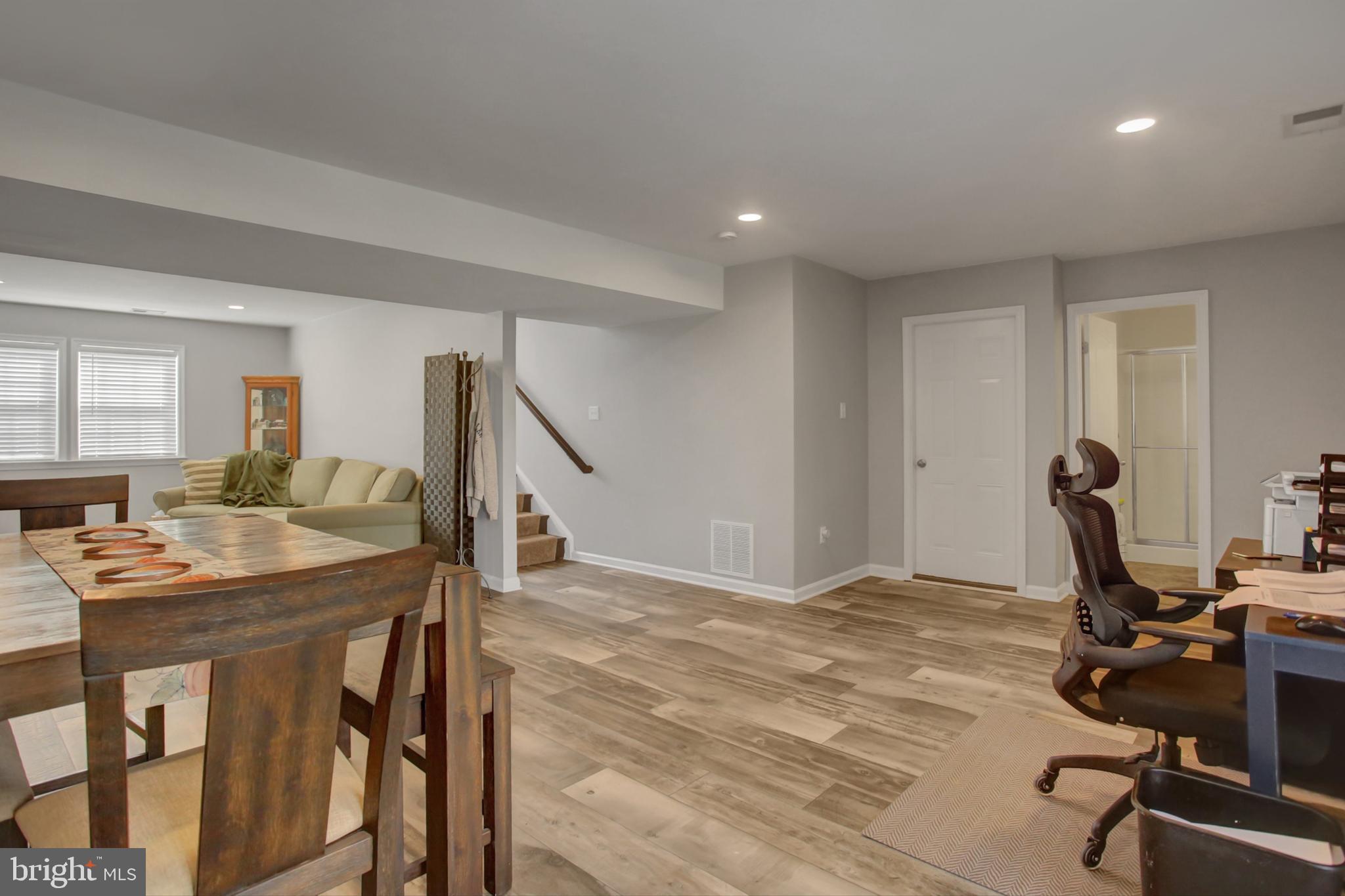 MARTINS RIDGE - Residential