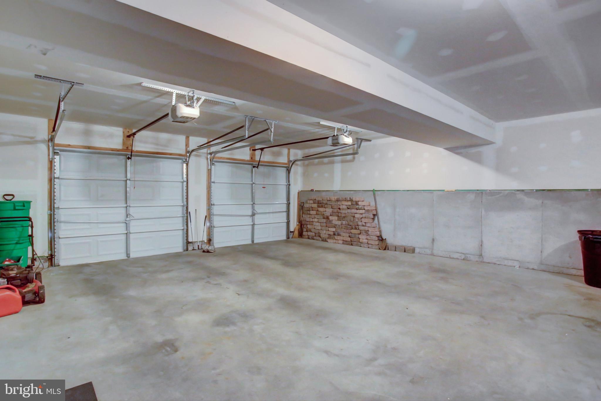 MARTINS RIDGE - Residential