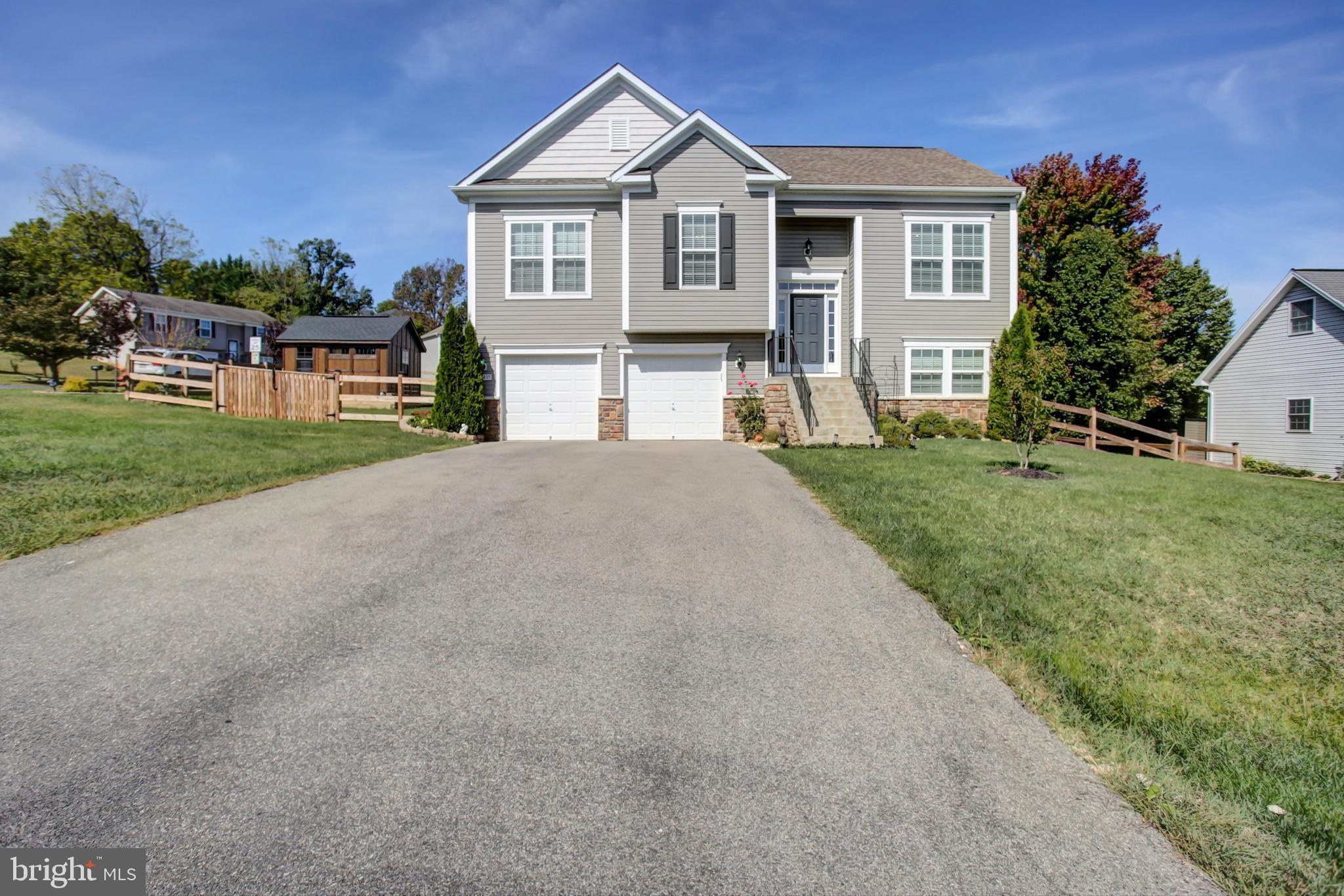 MARTINS RIDGE - Residential