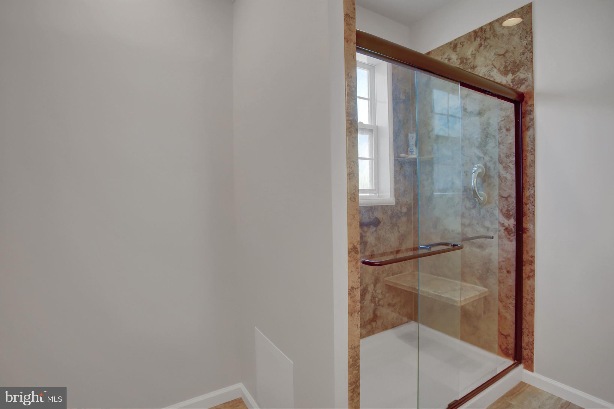 MARTINS RIDGE - Residential