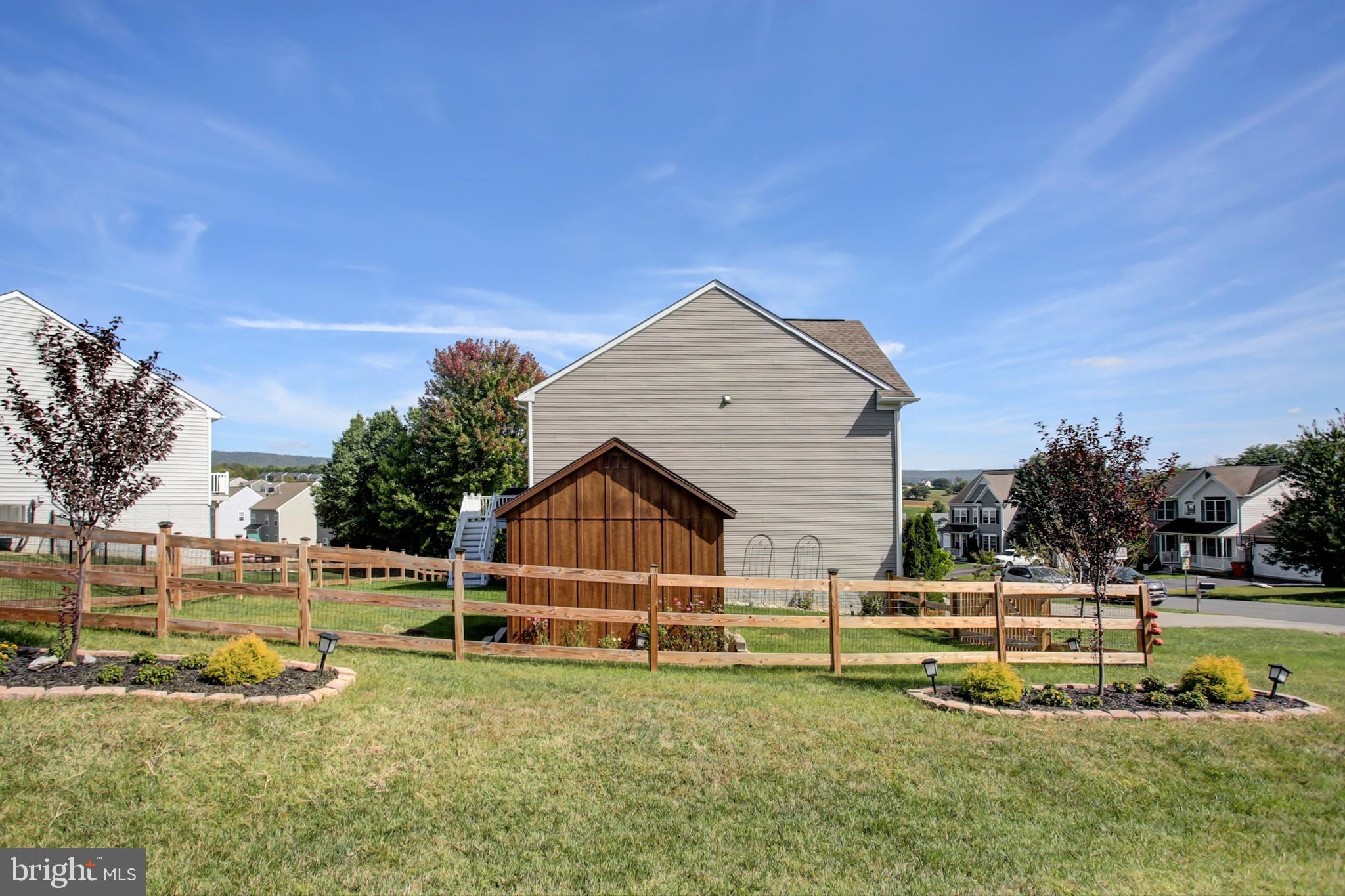 MARTINS RIDGE - Residential