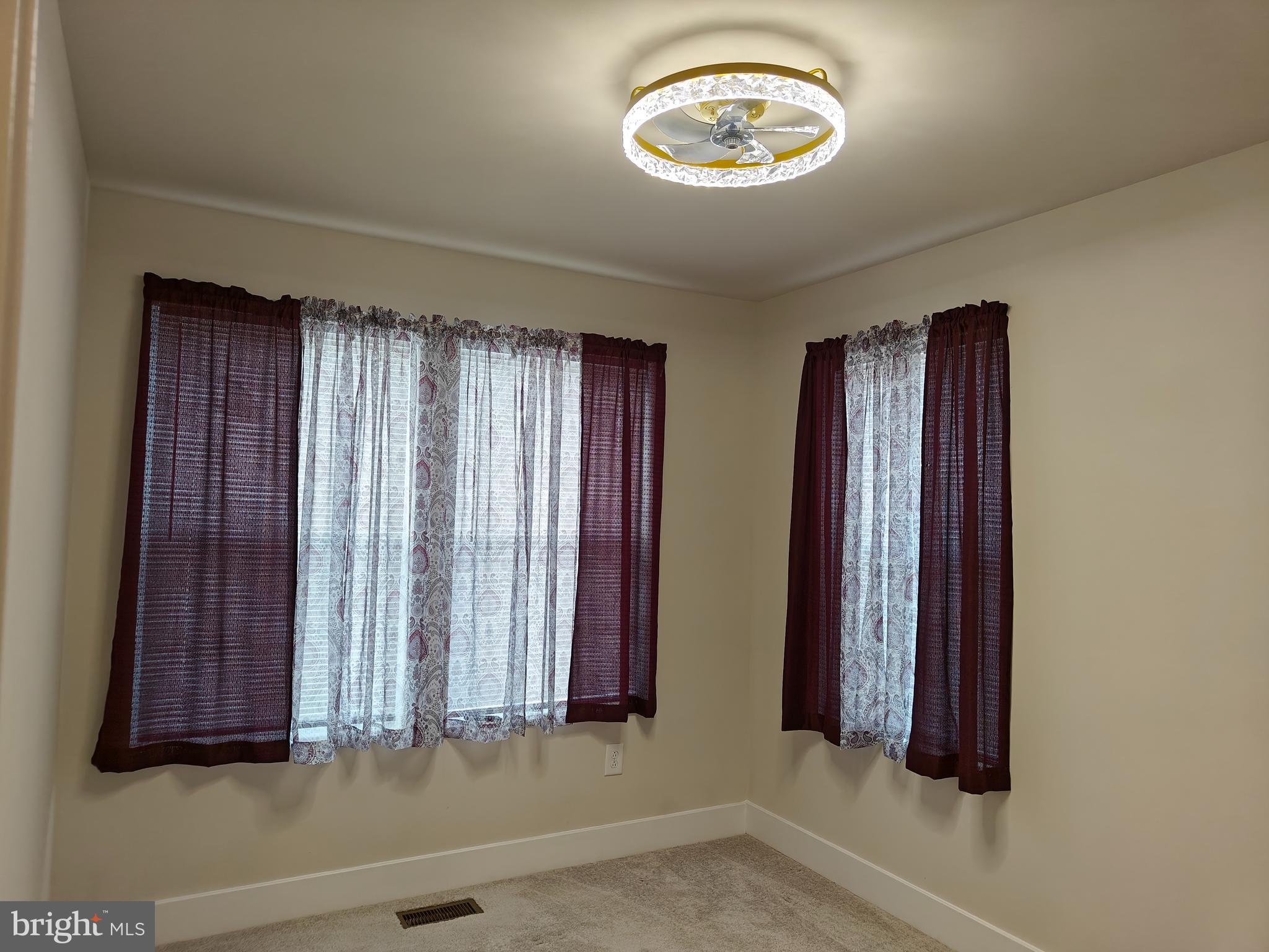 BRYANS ROAD - Residential Lease