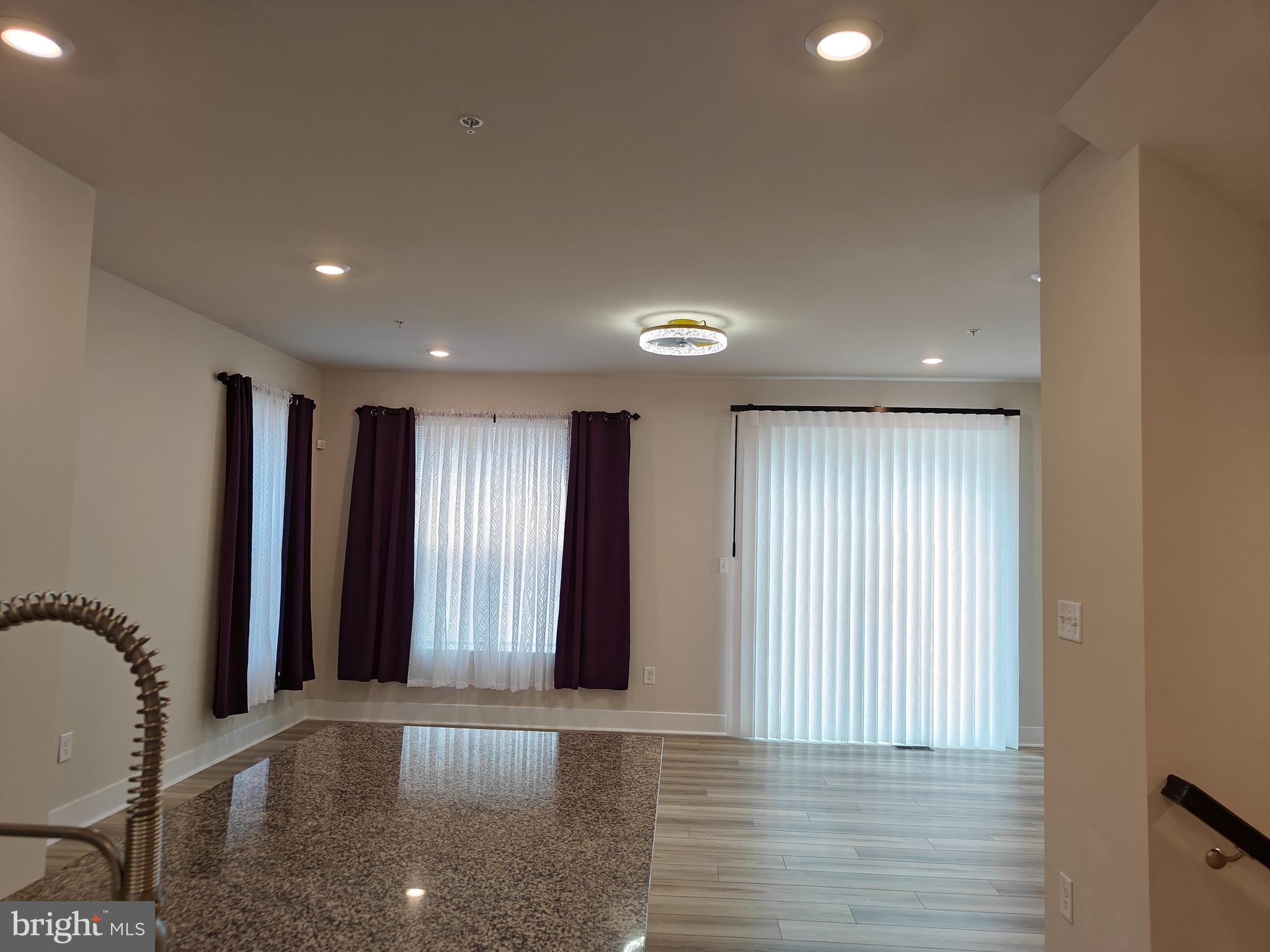 BRYANS ROAD - Residential Lease