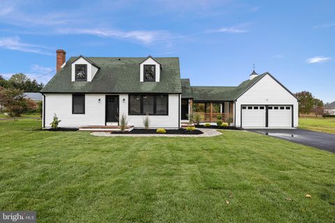 11 VALLEY FARM ROAD WESTAMPTON NJ 08060