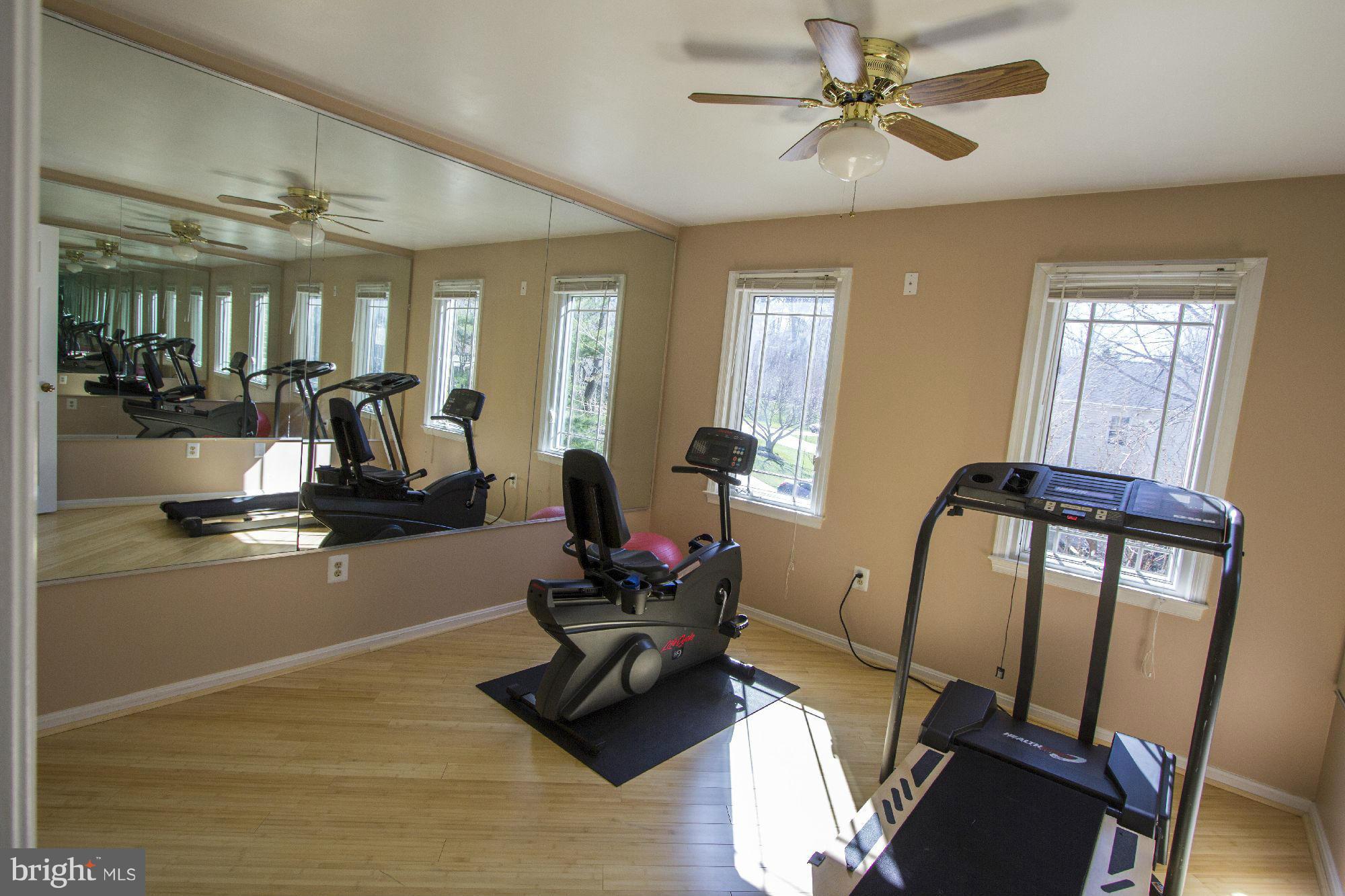 CLARKS CROSSING - Residential