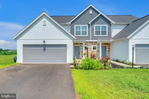 7459 Saint Patrick Court, Abbottstown, PA 17301 - #: PAYK2109878