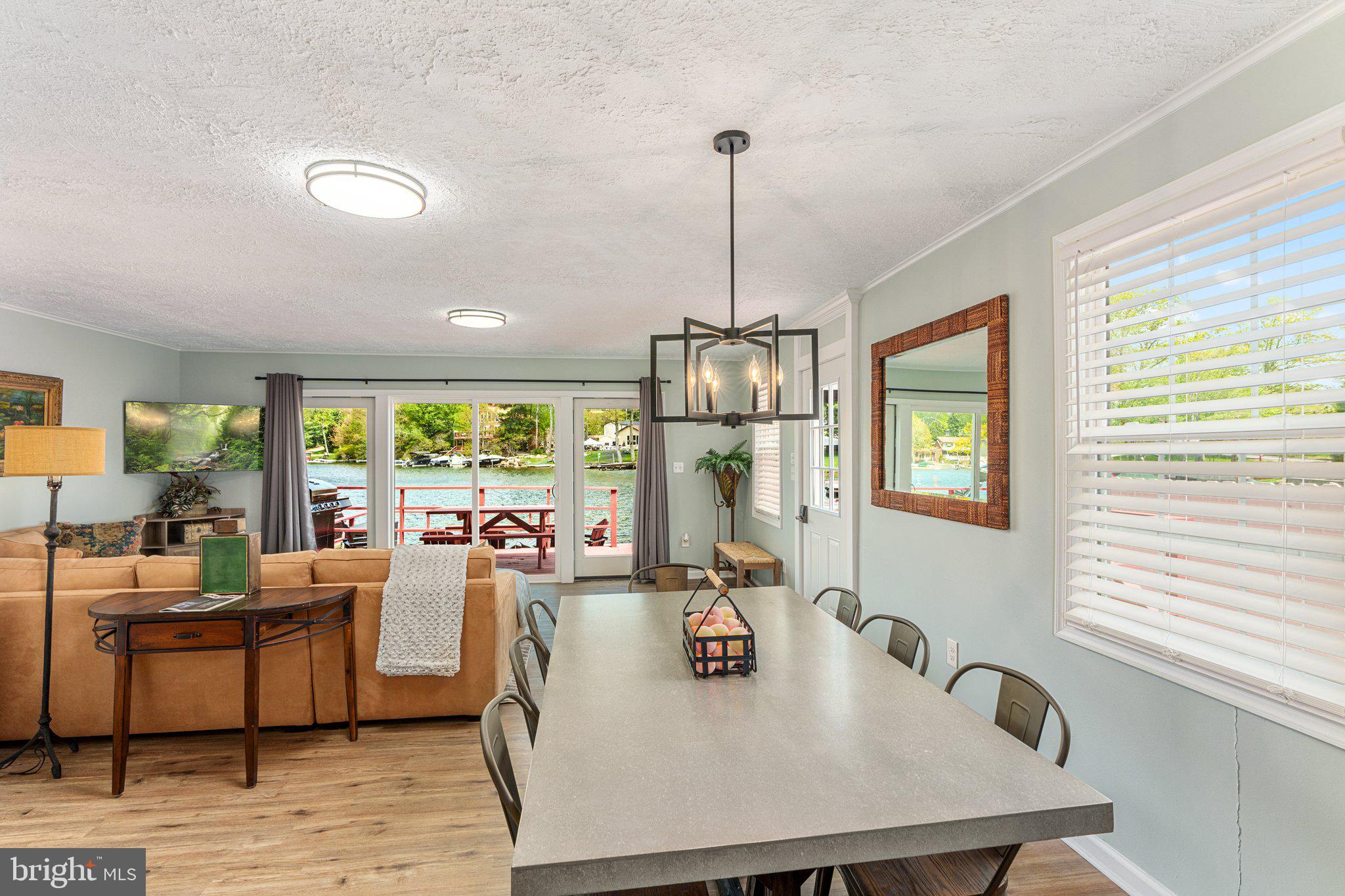 LAKE HARMONY - Residential